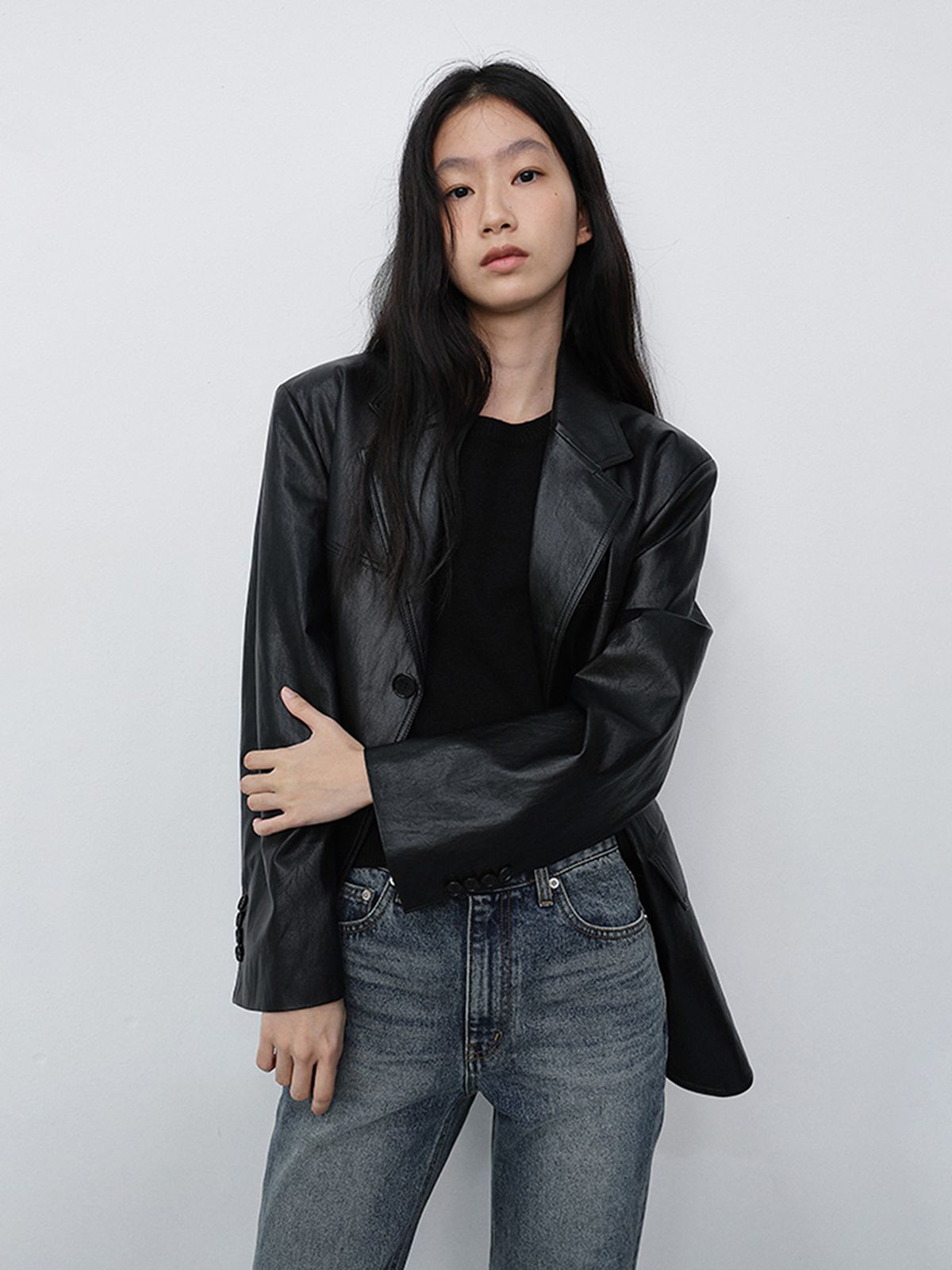 던스트(DUNST) UNISEX RELAXED LEATHER HALF JACKET_UDJA6C103_BLACK