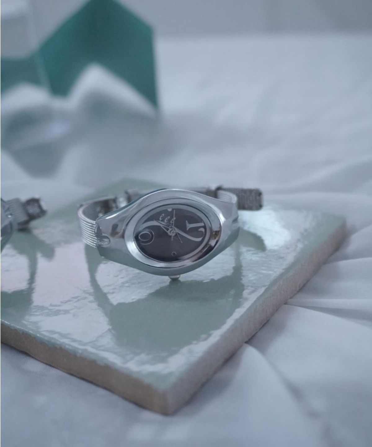 이스페이스(EEESPACE) space watch (Charcoal)