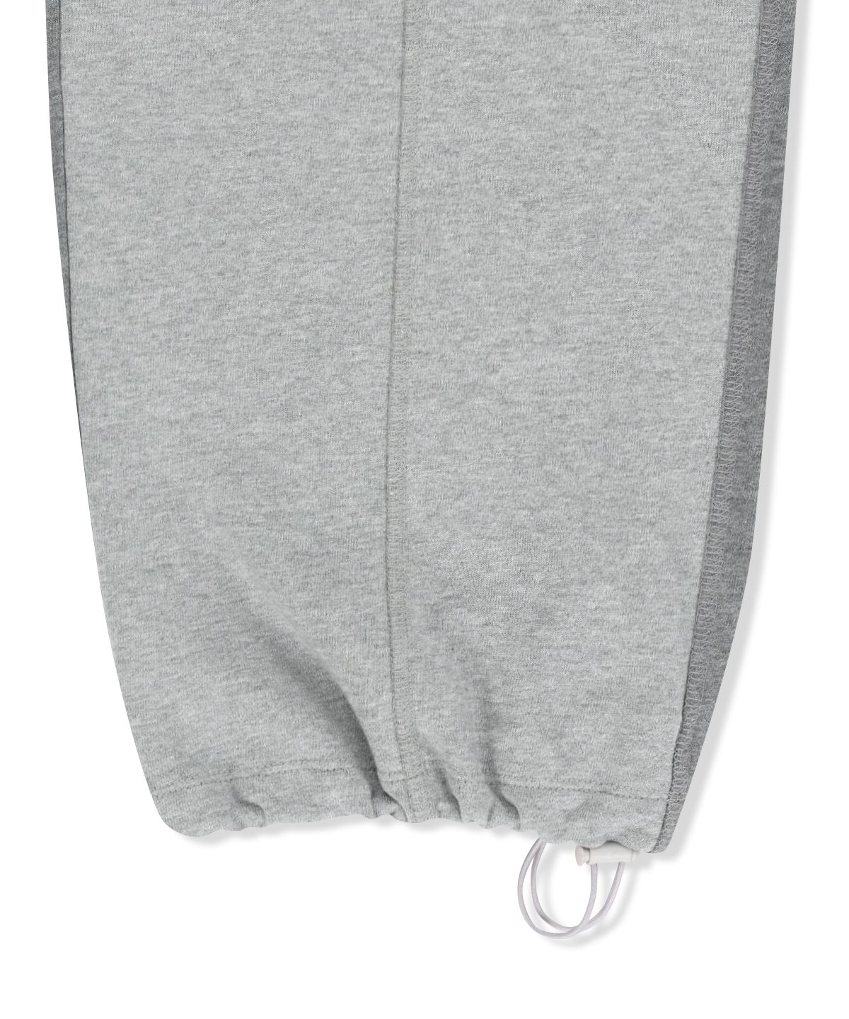 마뗑킴(MATIN KIM) COLORBLOCK CUT SEAM SWEATPANTS IN GREY