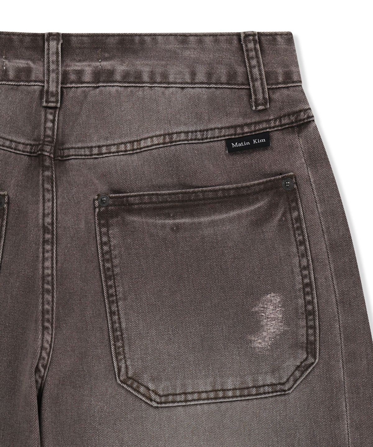 마뗑킴(MATIN KIM) SHADOW DISTRESSED WIDE DENIM PANTS IN BROWN