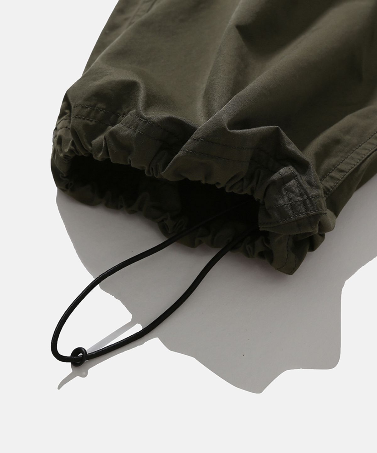 모이프(MOIF) [AW26] ROOMY POCKET PANTS / OLIVE
