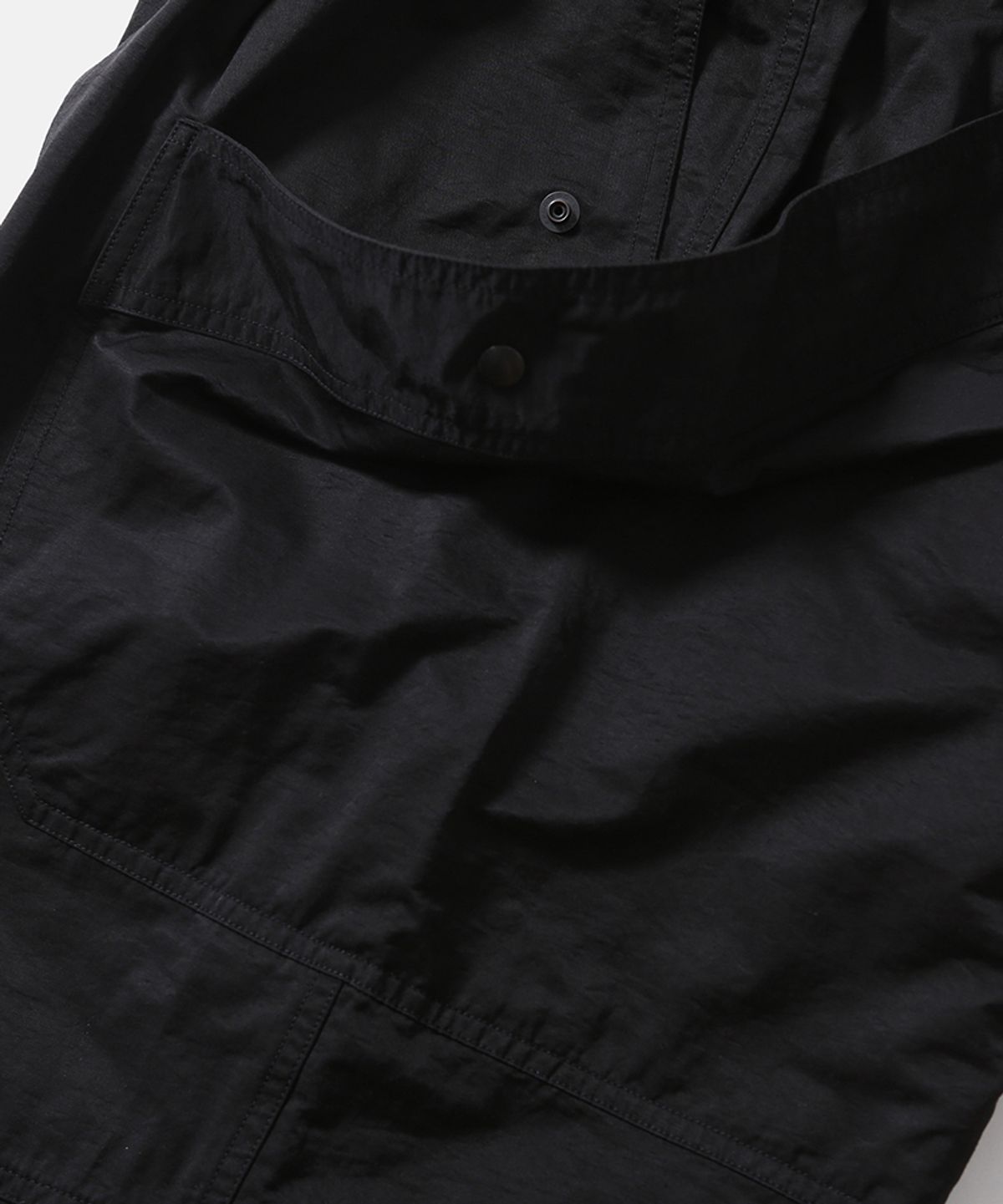 모이프(MOIF) [AW26] ROOMY POCKET PANTS / BLACK