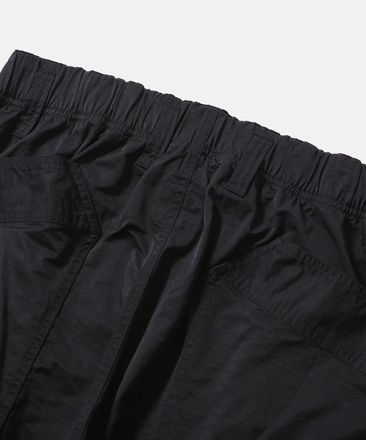 모이프(MOIF) [AW26] ROOMY POCKET PANTS / BLACK