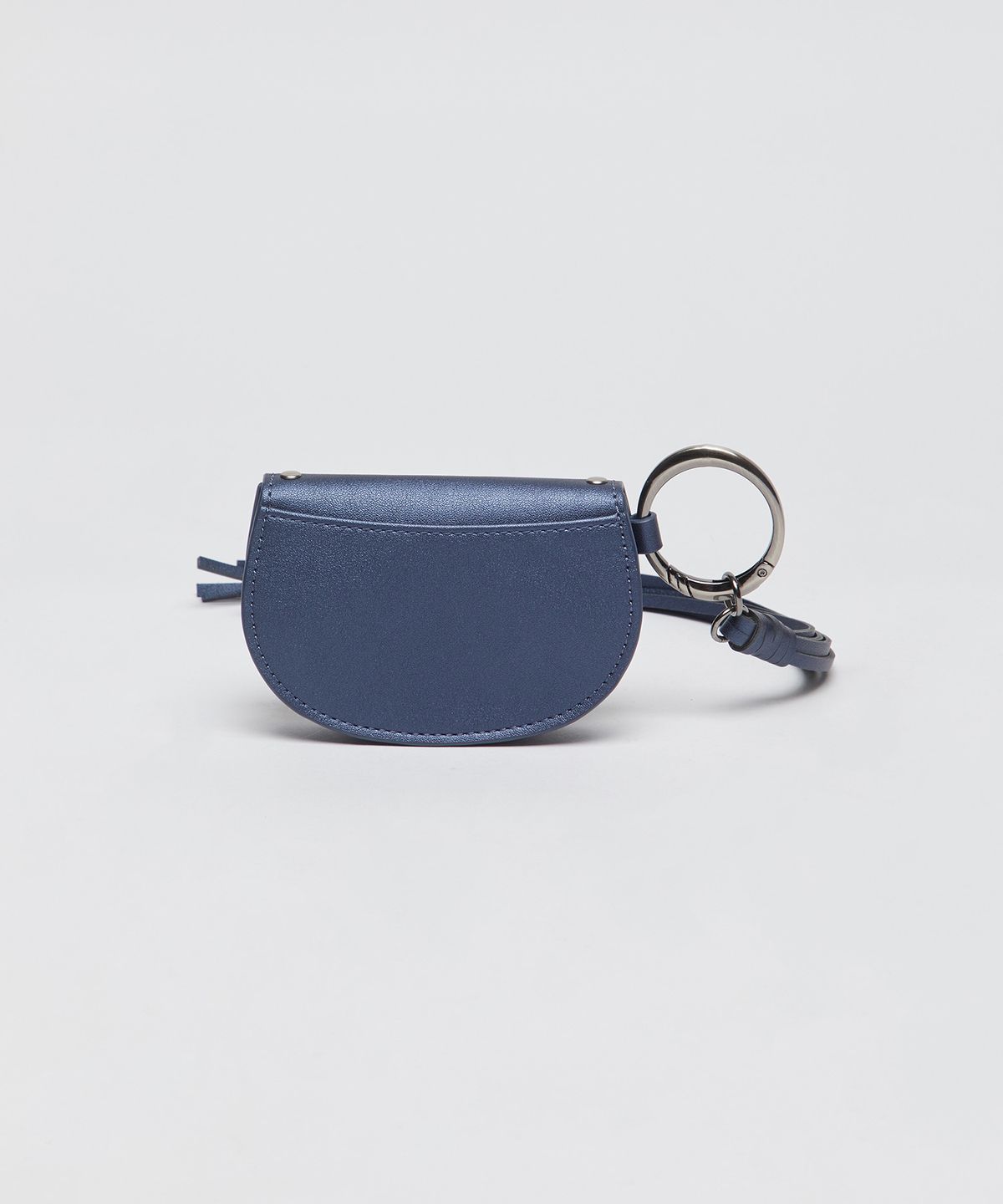 아카이브앱크(ARCHIVEPKE) Stud tassel pouch(Navy)_OVAAX26251NAY