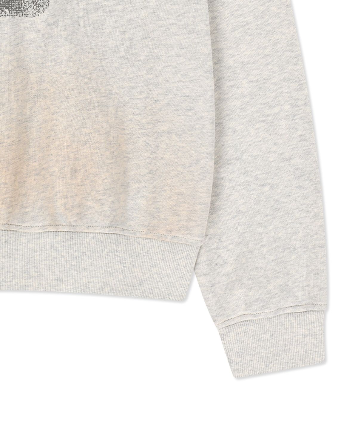 마뗑킴(MATIN KIM) VINTAGE SPRAY LOGO SWEATSHIRT IN LIGHT BEIGE