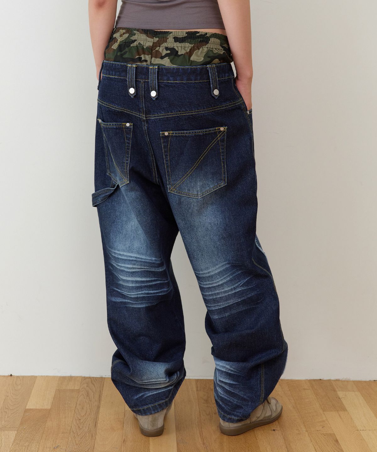 더바이닐하우스(THEVINYLHOUSE) TRUNK LAYERED LOOSE PANTS BLUE