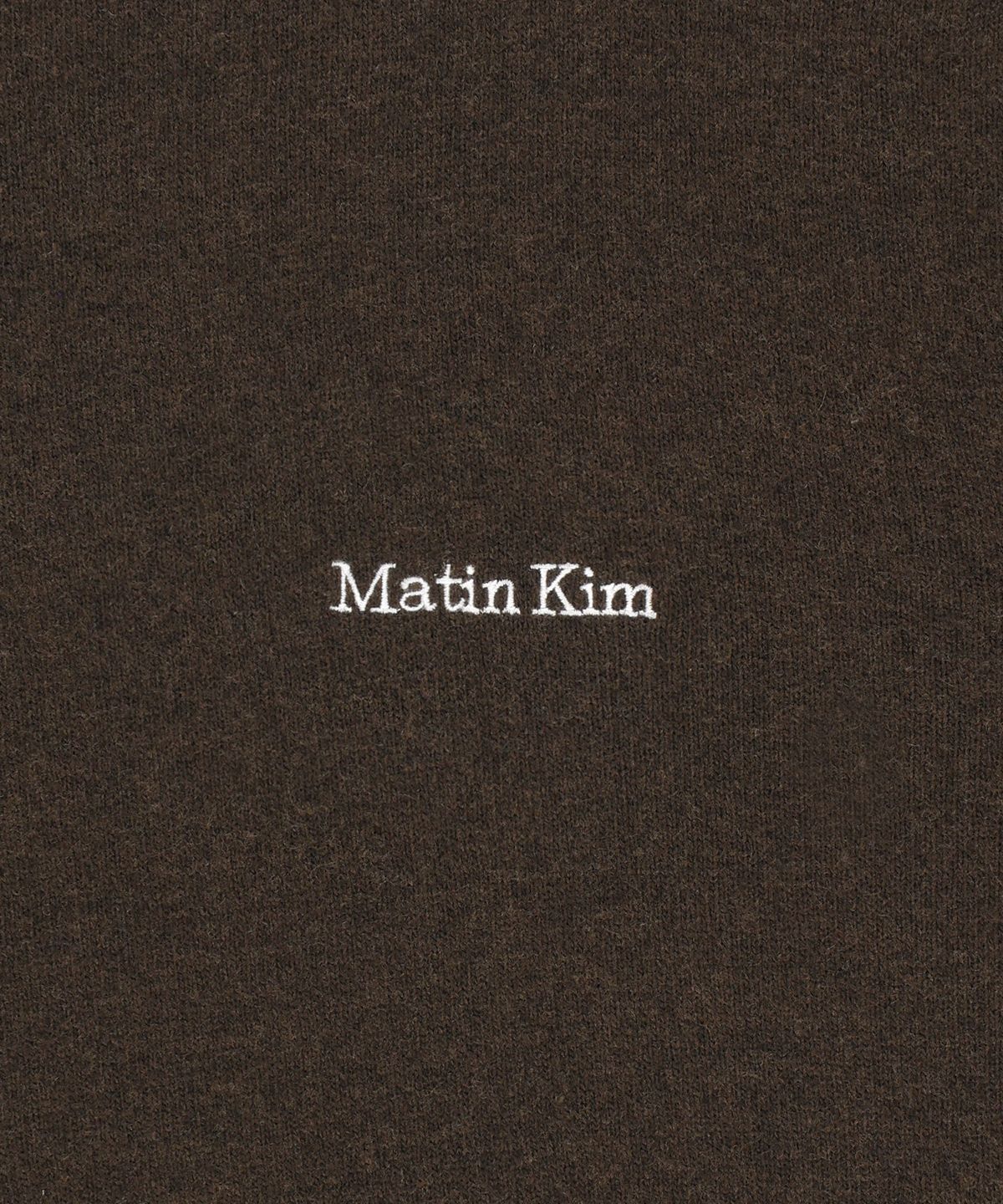 마뗑킴(MATIN KIM) CASHMERE BLENDED PANEL KNIT PULLOVER IN BROWN