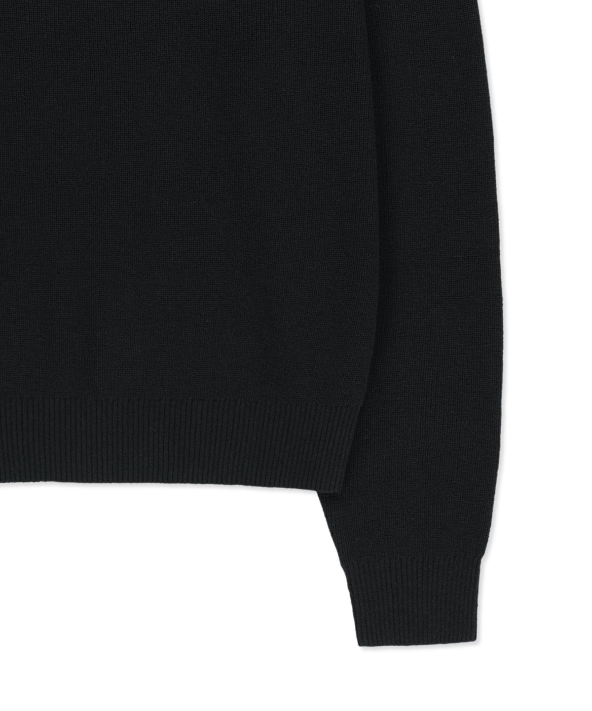 마뗑킴(MATIN KIM) MATIN APPLIQUE LOGO KNIT PULLOVER IN BLACK