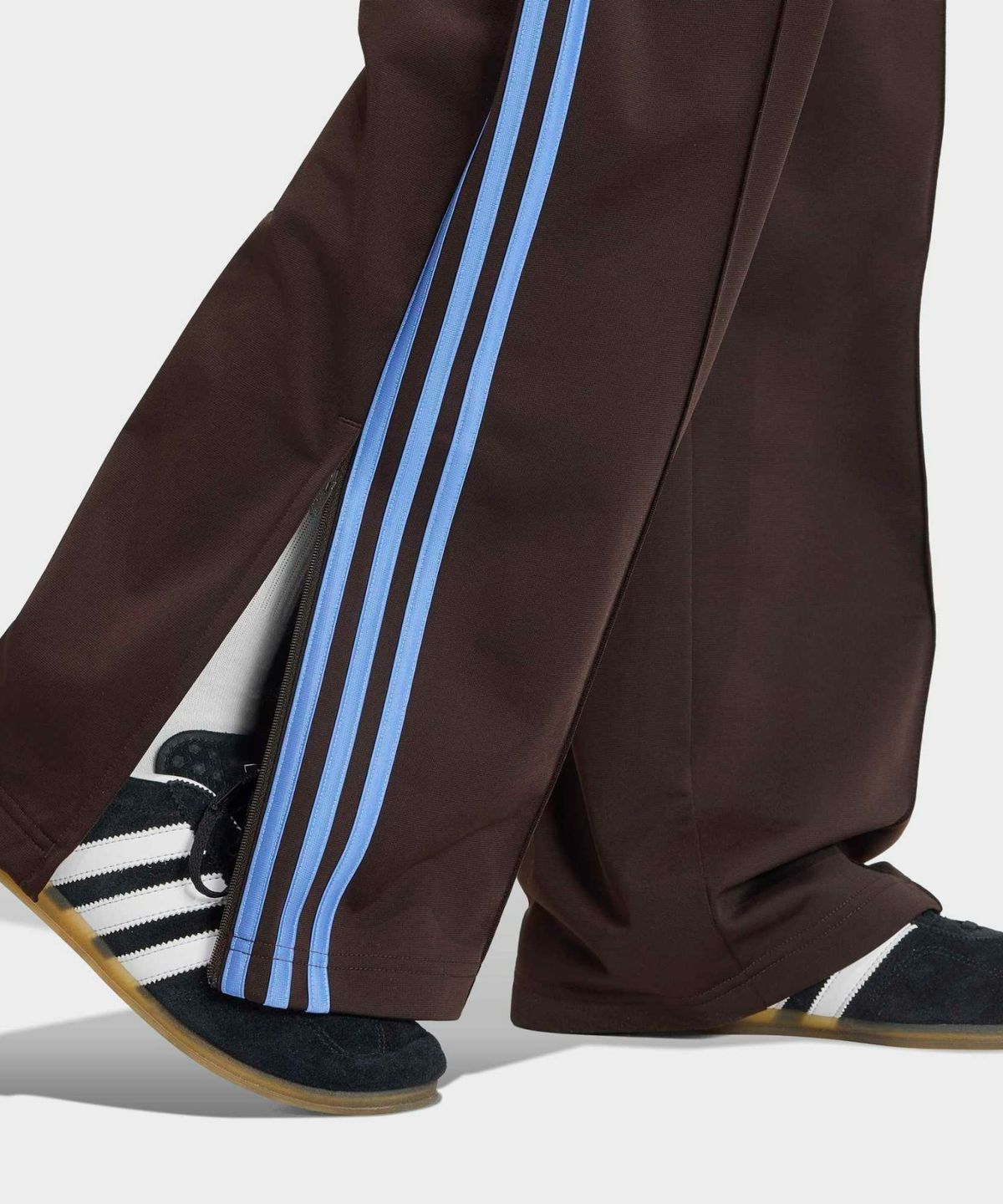 아디다스(ADIDAS) 파이어버드 루즈 트랙 팬츠 - 아우라커피 / KS4665