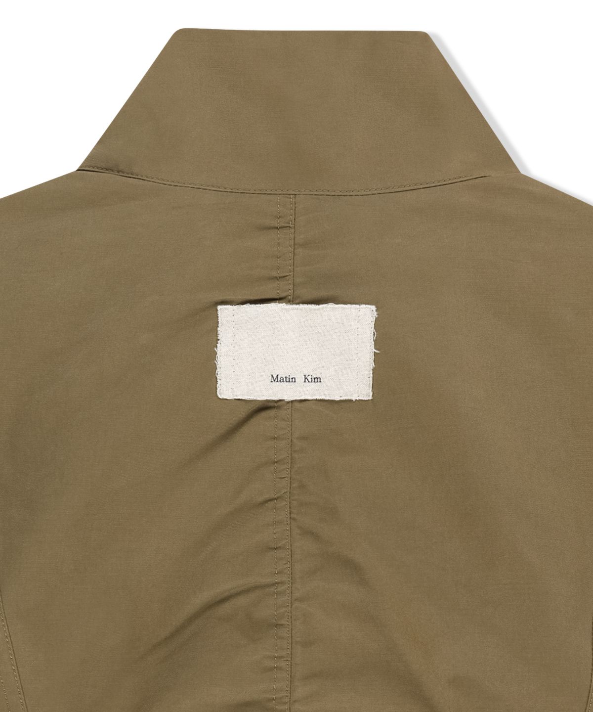 마뗑킴(MATIN KIM) BUCKLE HIGH NECK UTILITY JUMPER IN KHAKI