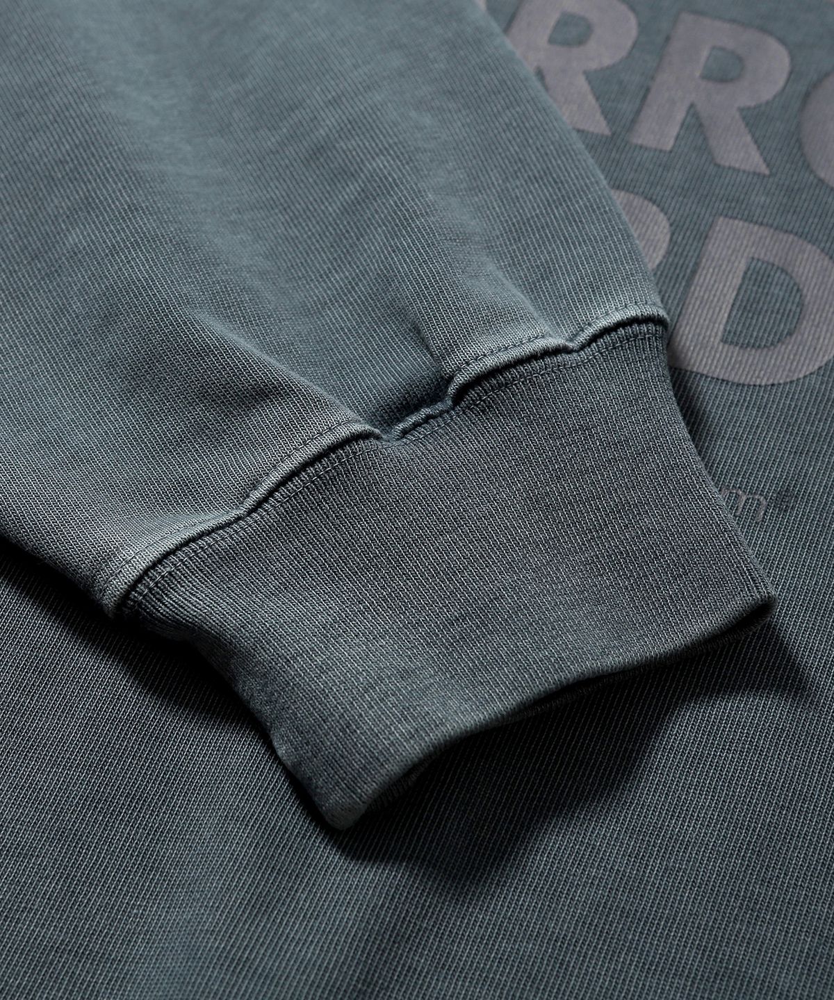 모이프(MOIF) [AW26] GARMENT DYED L/S TEE / DYED BLUE