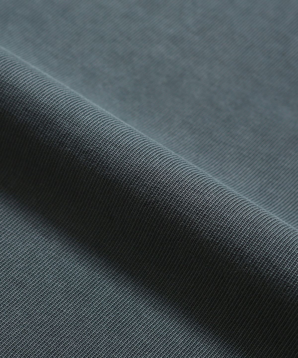 모이프(MOIF) [AW26] GARMENT DYED L/S TEE / DYED BLUE
