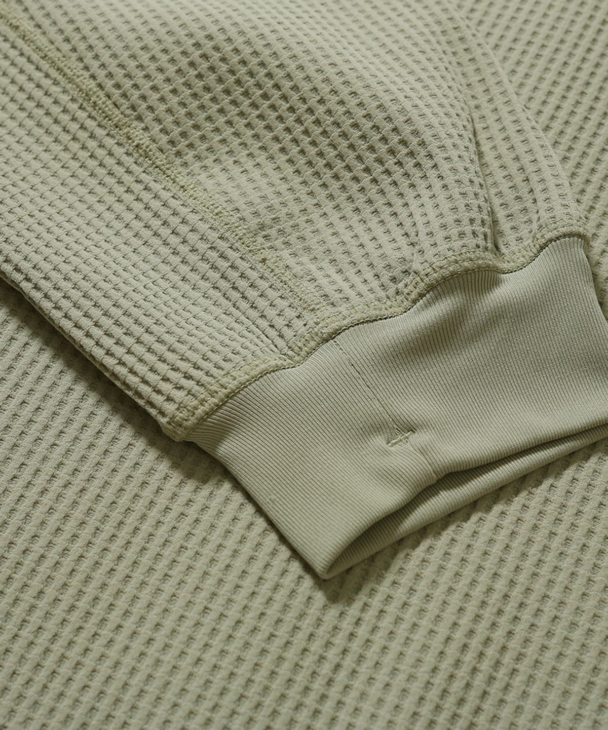 모이프(MOIF) [AW26] ADVANCED WAFFLE L/S TEE / PISTACHIO
