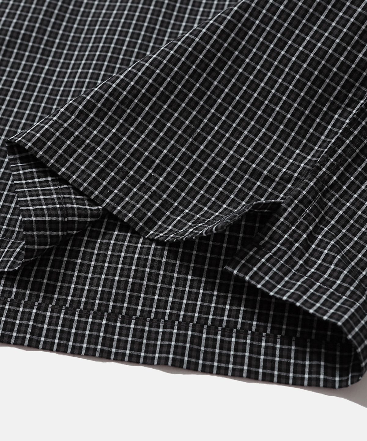 모이프(MOIF) [AW26] FRAT BOY SHIRT / BLACK MICRO CHECK