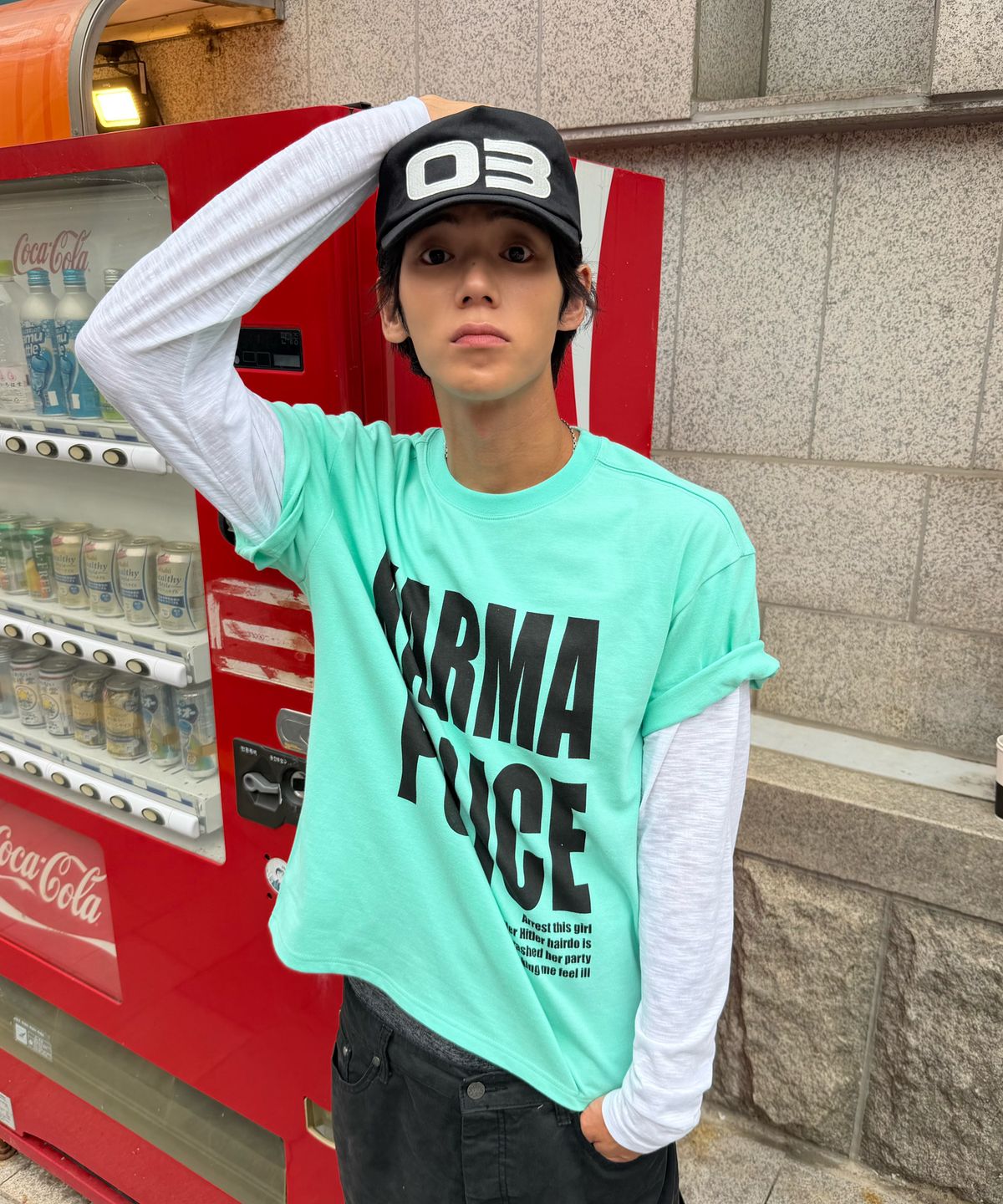 아모우(AMOU) KARMA POLICE layered T-shirt MINT