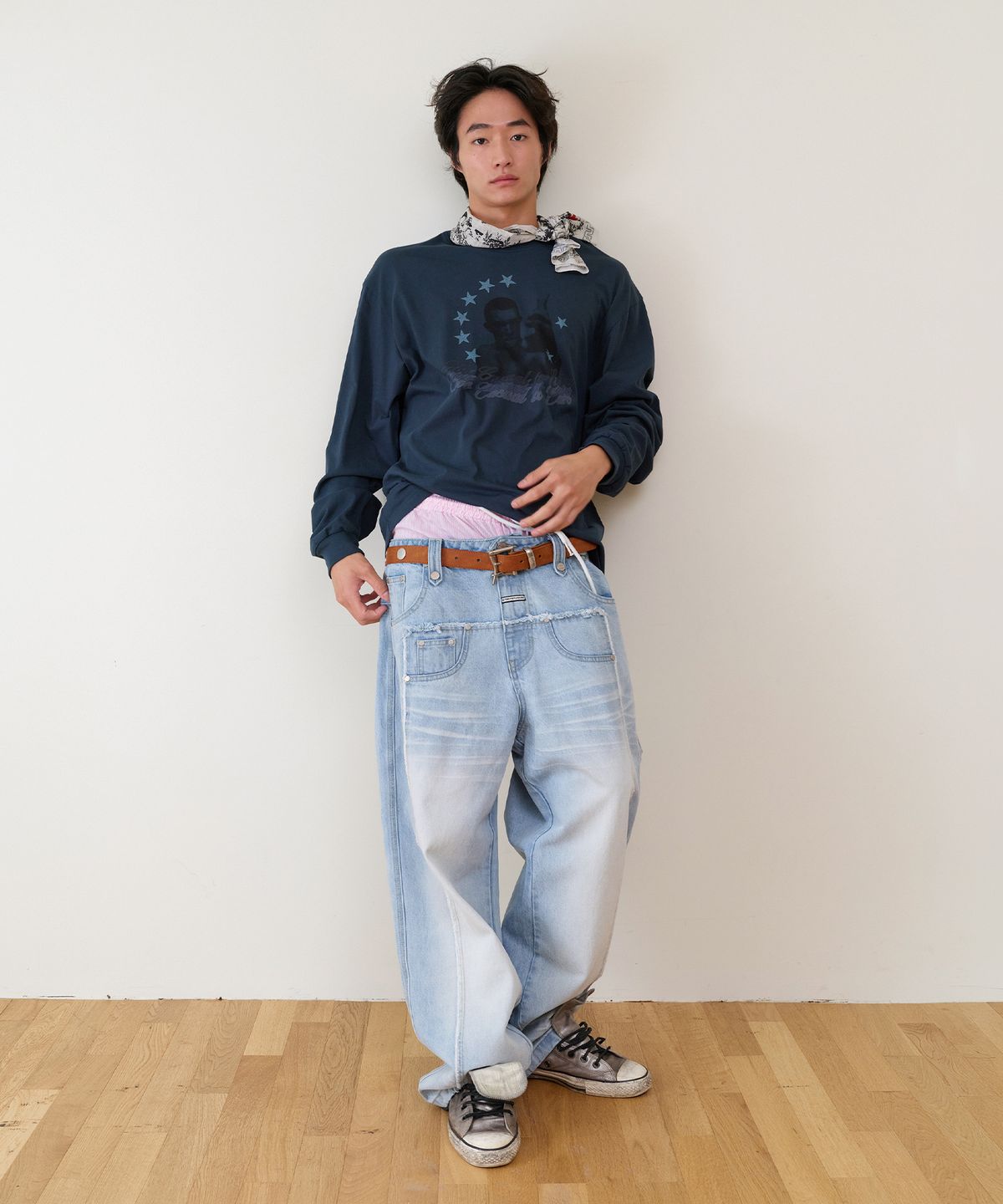 더바이닐하우스(THEVINYLHOUSE) TOO CASUAL LS TEE DEEP GREEN