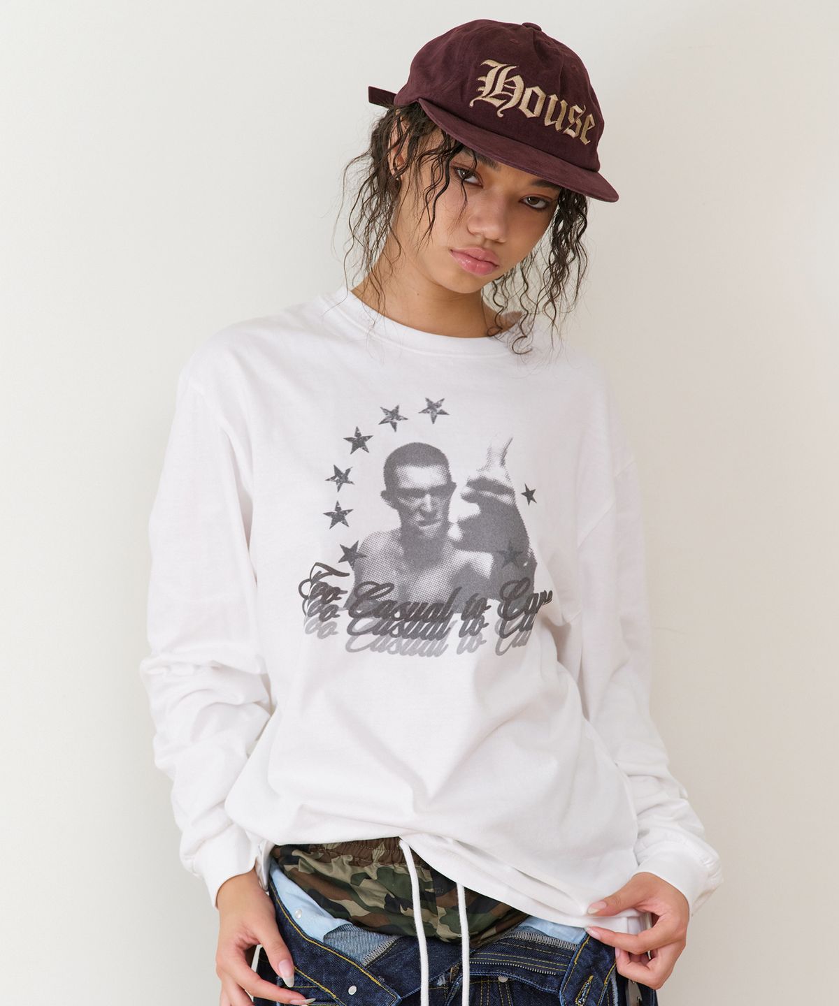 더바이닐하우스(THEVINYLHOUSE) TOO CASUAL LS TEE WHITE