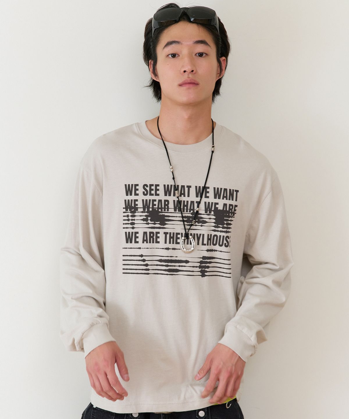 더바이닐하우스(THEVINYLHOUSE) WE ARE LS TEE BEIGE