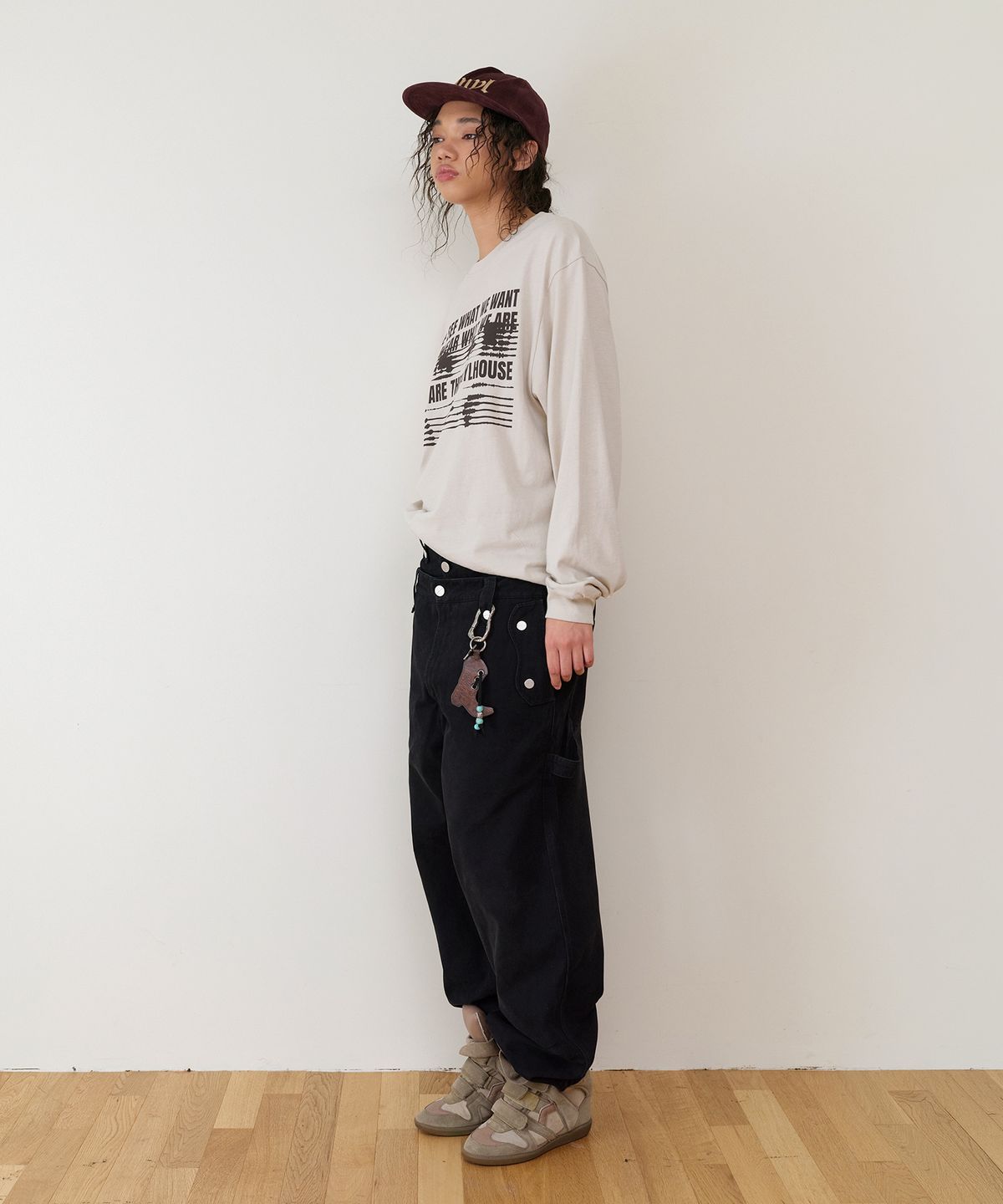 더바이닐하우스(THEVINYLHOUSE) WE ARE LS TEE BEIGE