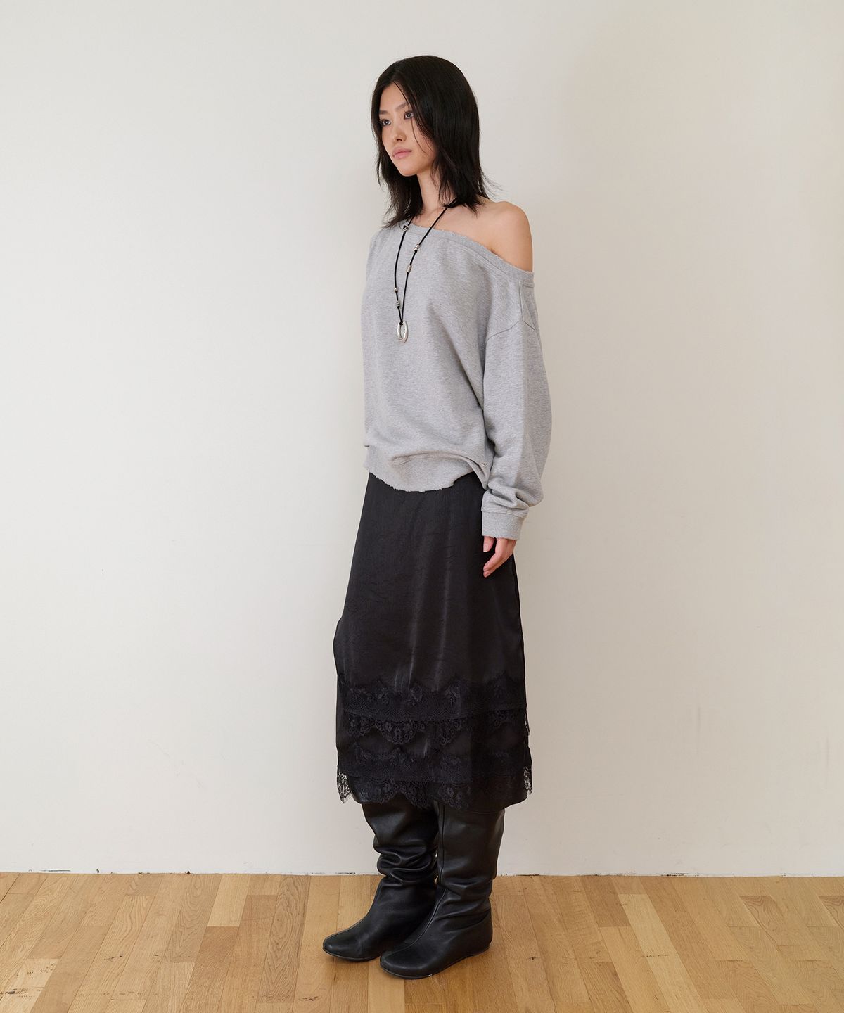 더바이닐하우스(THEVINYLHOUSE) OPEN SHOULDER SWEATSHIRTS(W) GREY