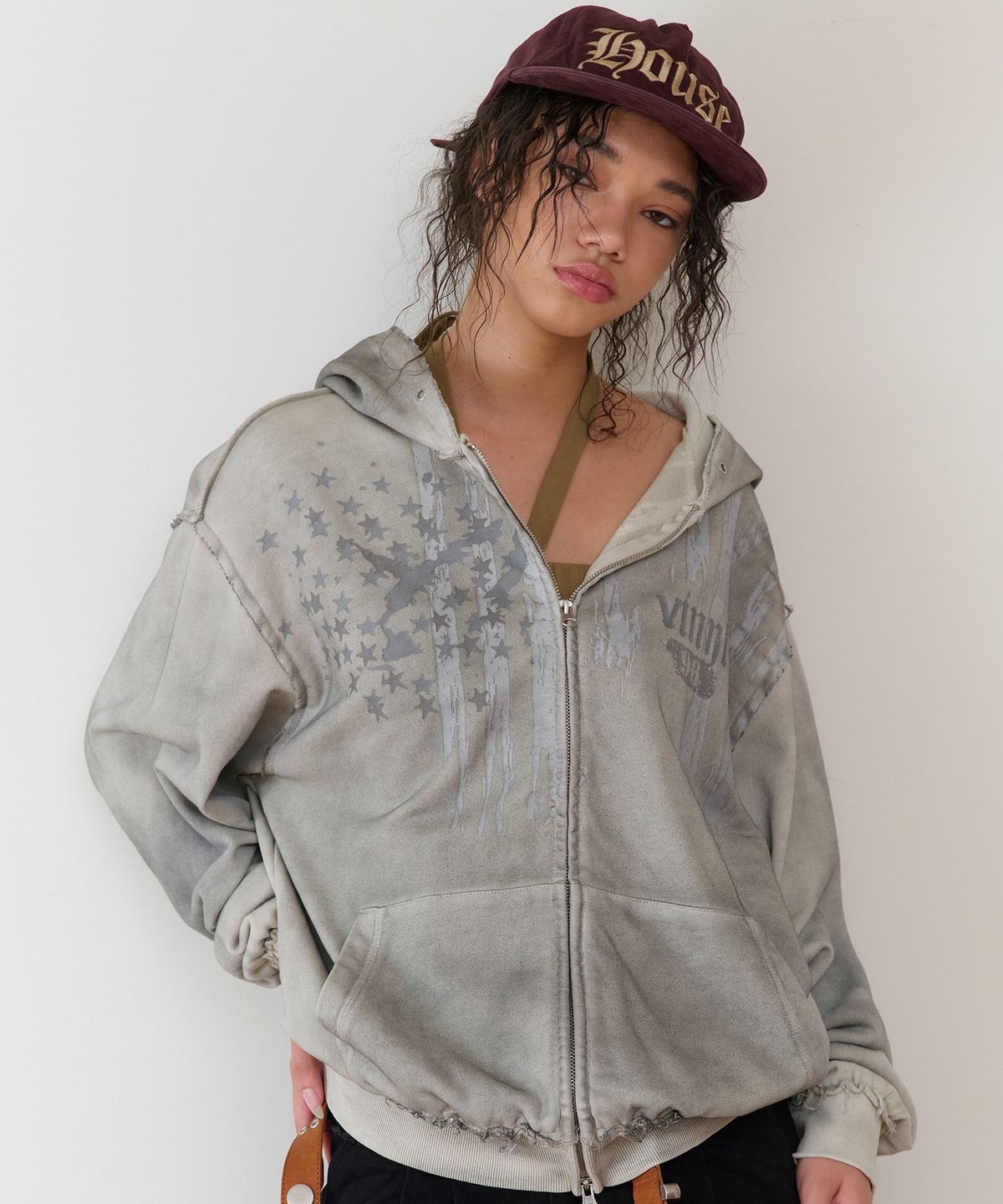 더바이닐하우스(THEVINYLHOUSE) AMERICA HOODIE ZIP-UP BEIGE