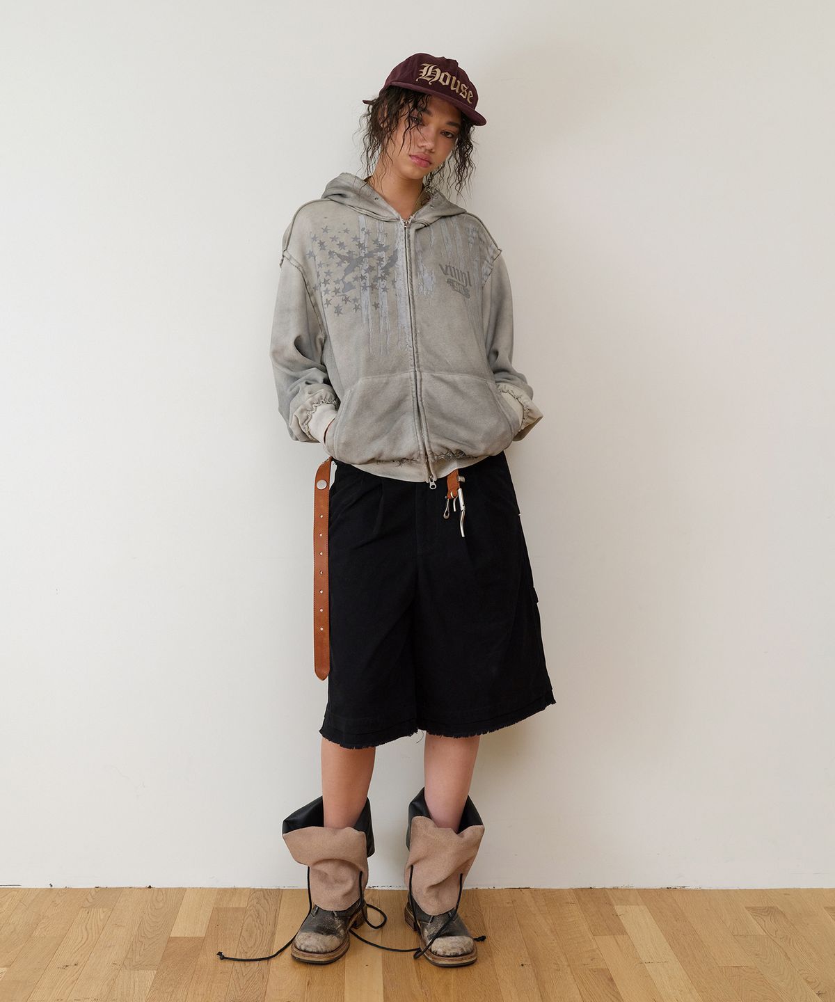 더바이닐하우스(THEVINYLHOUSE) AMERICA HOODIE ZIP-UP BEIGE