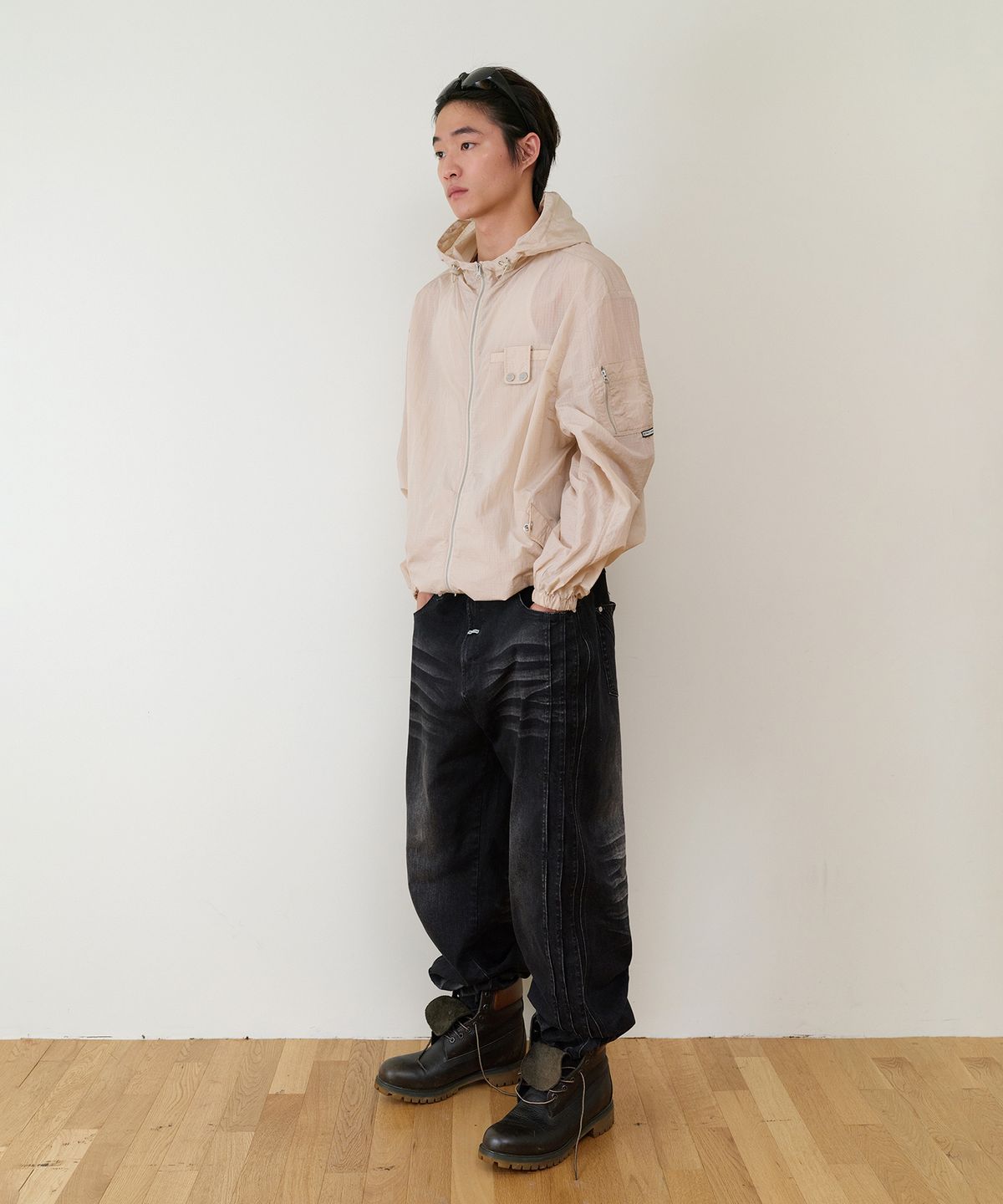 더바이닐하우스(THEVINYLHOUSE) RIBSTOP SHEER WINDBREAKER BEIGE
