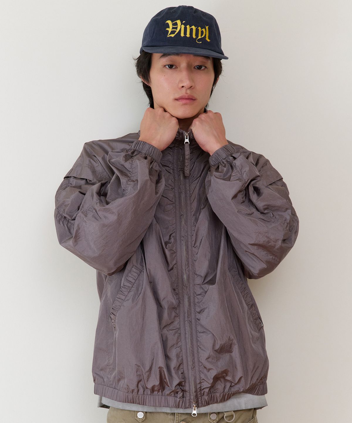 더바이닐하우스(THEVINYLHOUSE) SHIRRING OVER NYLON JACKET PURPLE