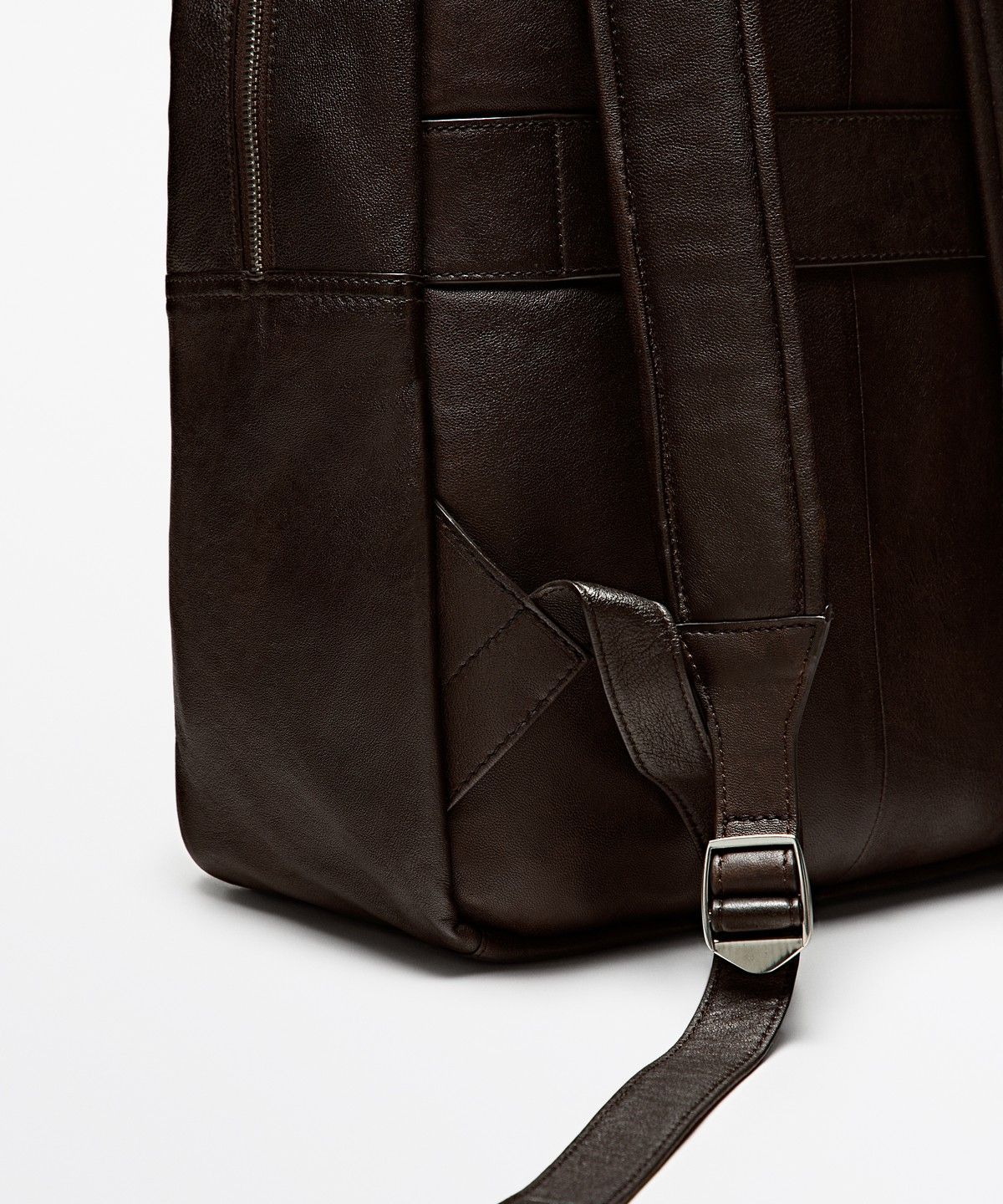 마시모두띠(MASSIMO DUTTI) 나파 양가죽 백팩