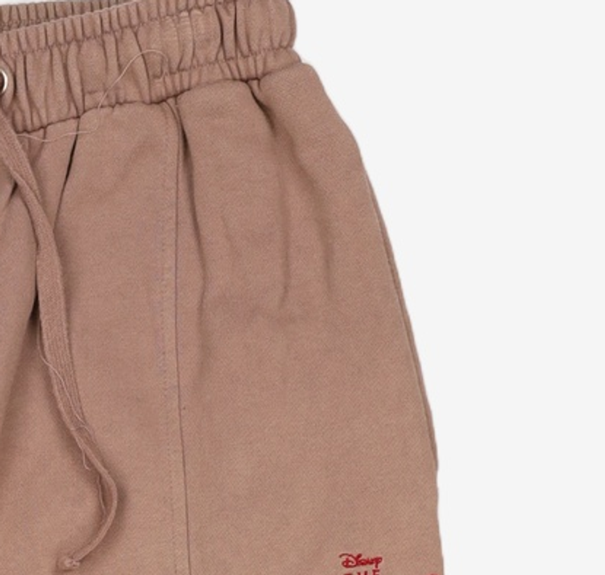 메종미네드(MAISON MINED) (THE LION KING)SMALL LOGO JOGGER PANTS DUSTY BEIGE 48