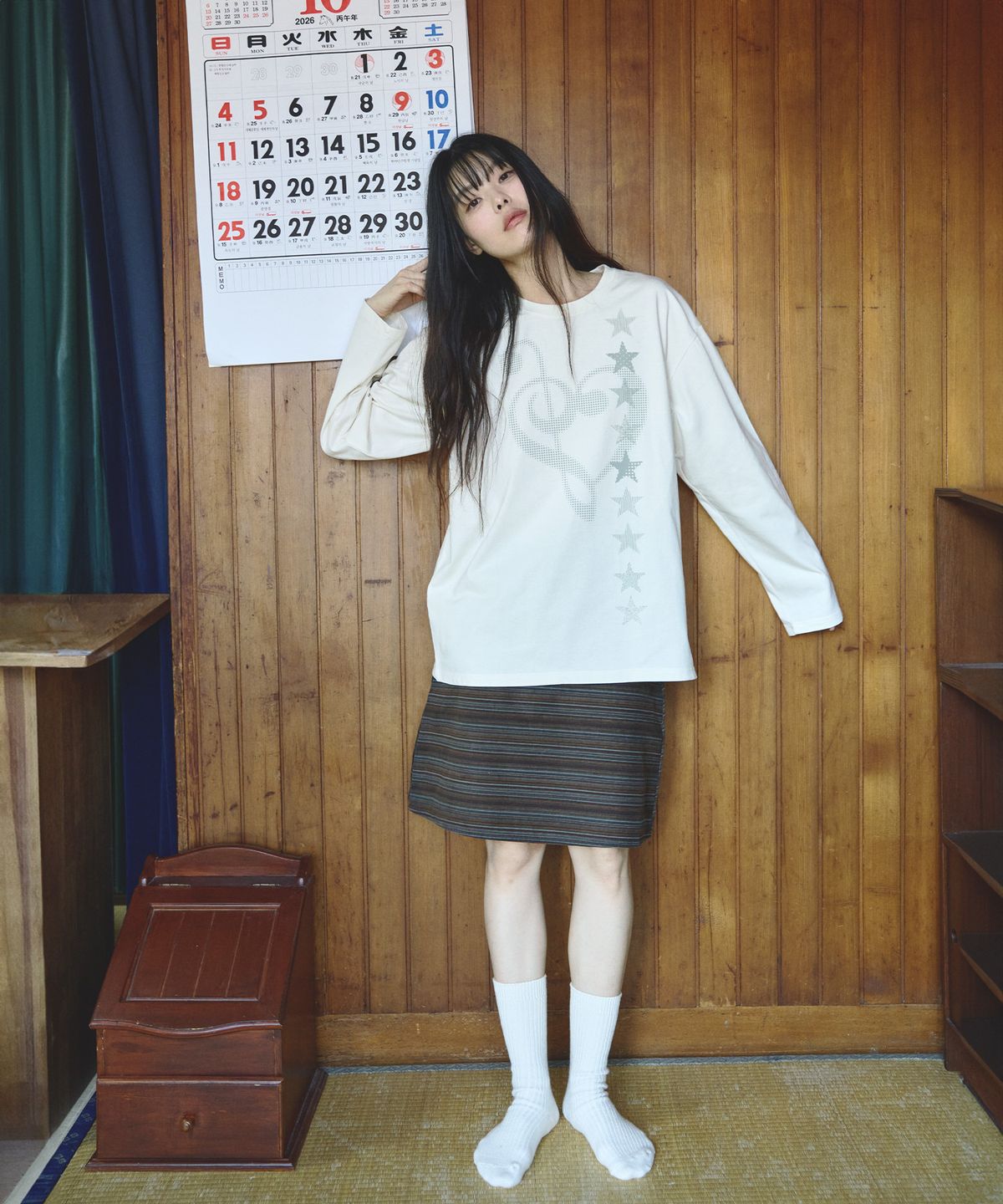 미헤브(MIHEV) 뮤직 노트 그래픽 오버핏 롱슬리브 크림
