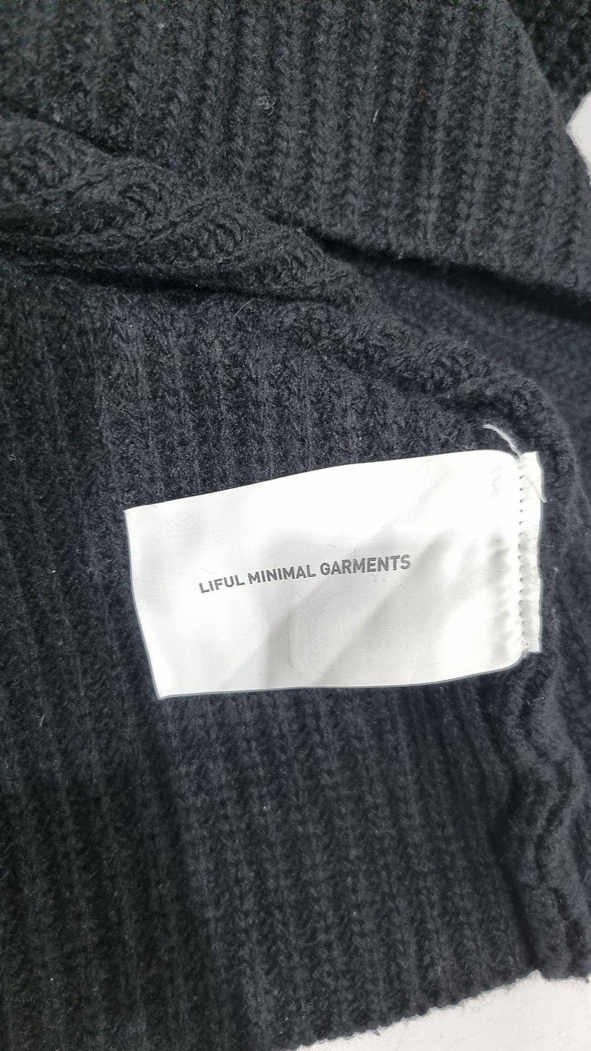 라이풀 미니멀 가먼츠(LIFUL MINIMAL GARMENTS) 니트/스웨터 M