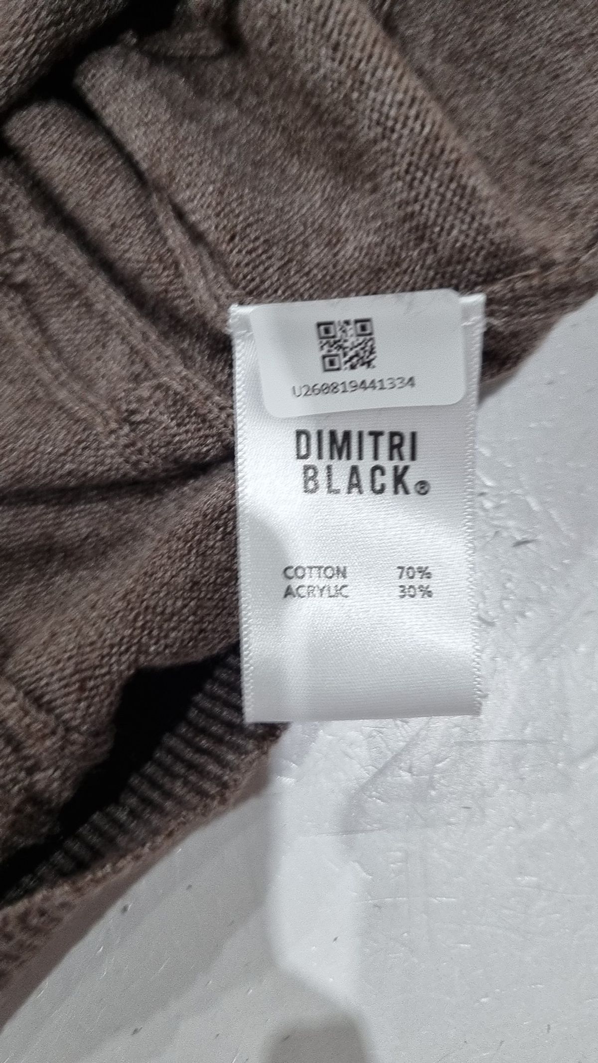 디미트리블랙(DIMITRI BLACK) 니트/스웨터 1