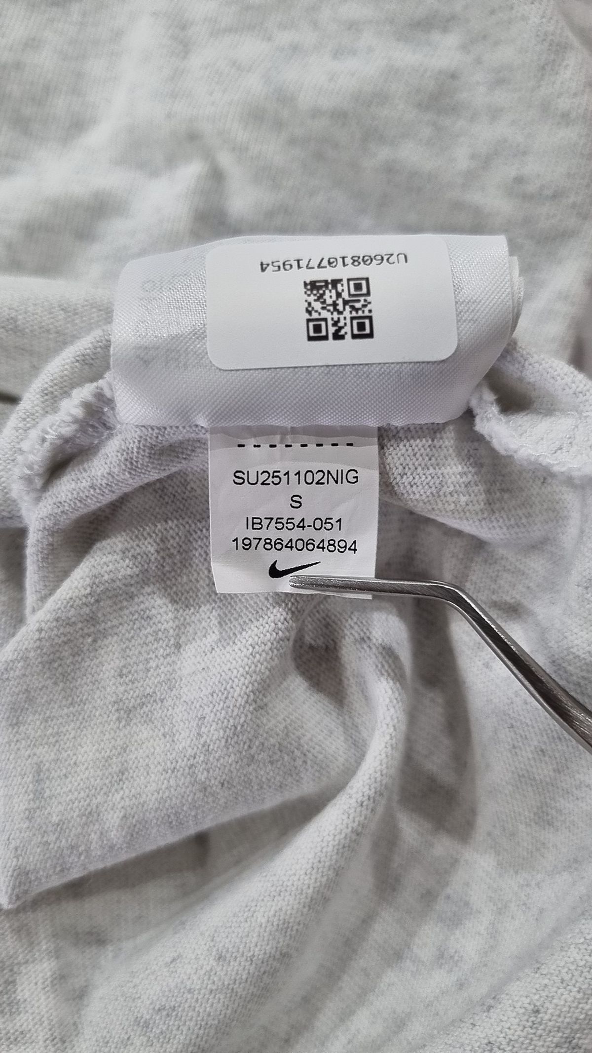 나이키(NIKE) 스포츠웨어 프리미엄 에센셜 티셔츠 M -버치 헤더:바이오테크:서밋 화이트 / IB7554-051 90