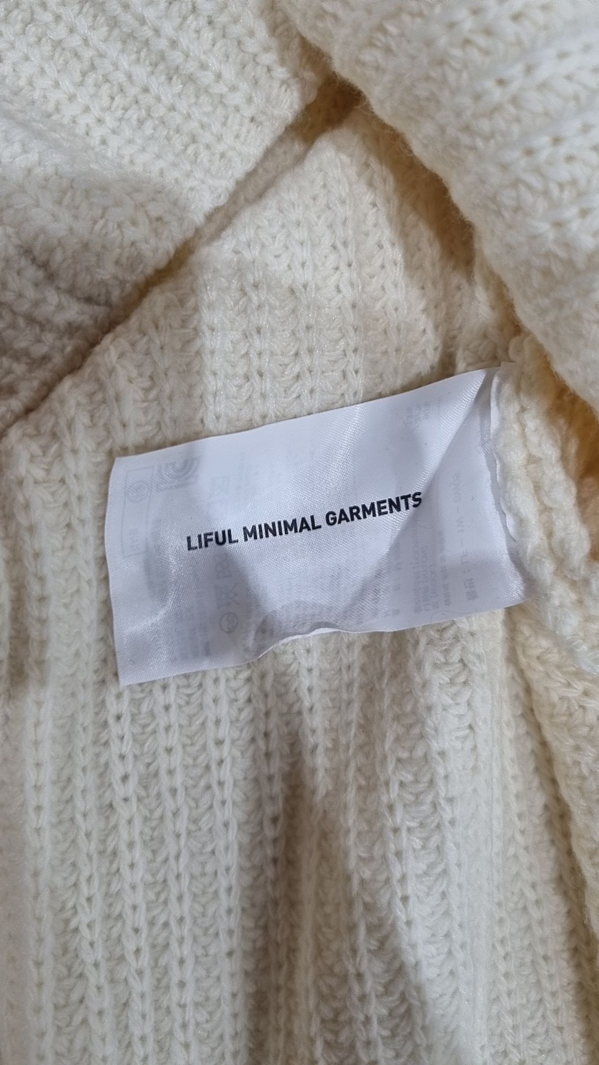 라이풀 미니멀 가먼츠(LIFUL MINIMAL GARMENTS) 니트/스웨터 M