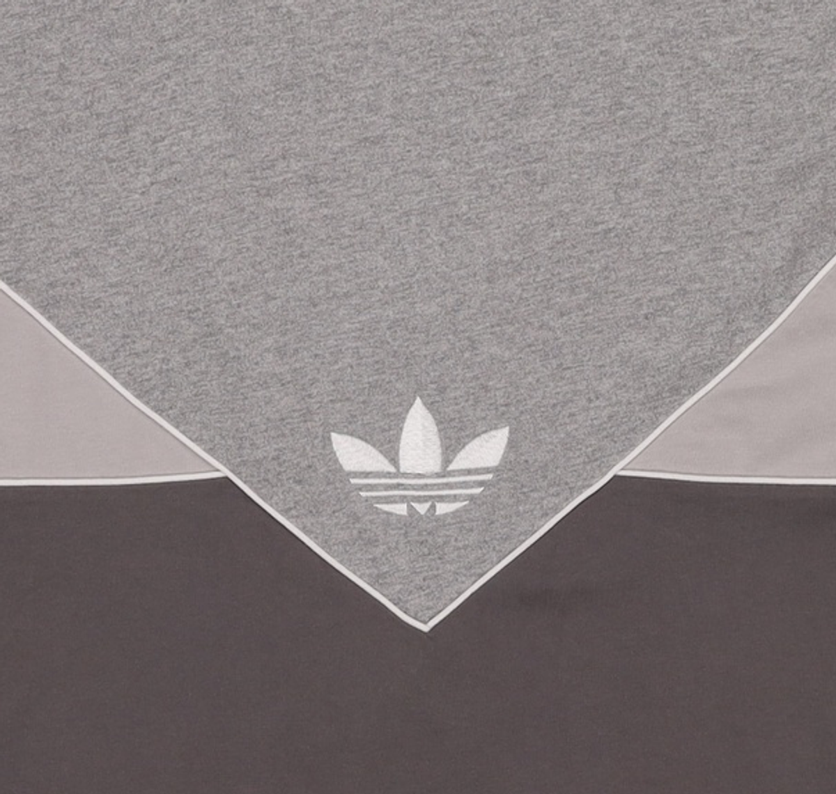 아디다스(ADIDAS) 반소매 티셔츠 2XS-S