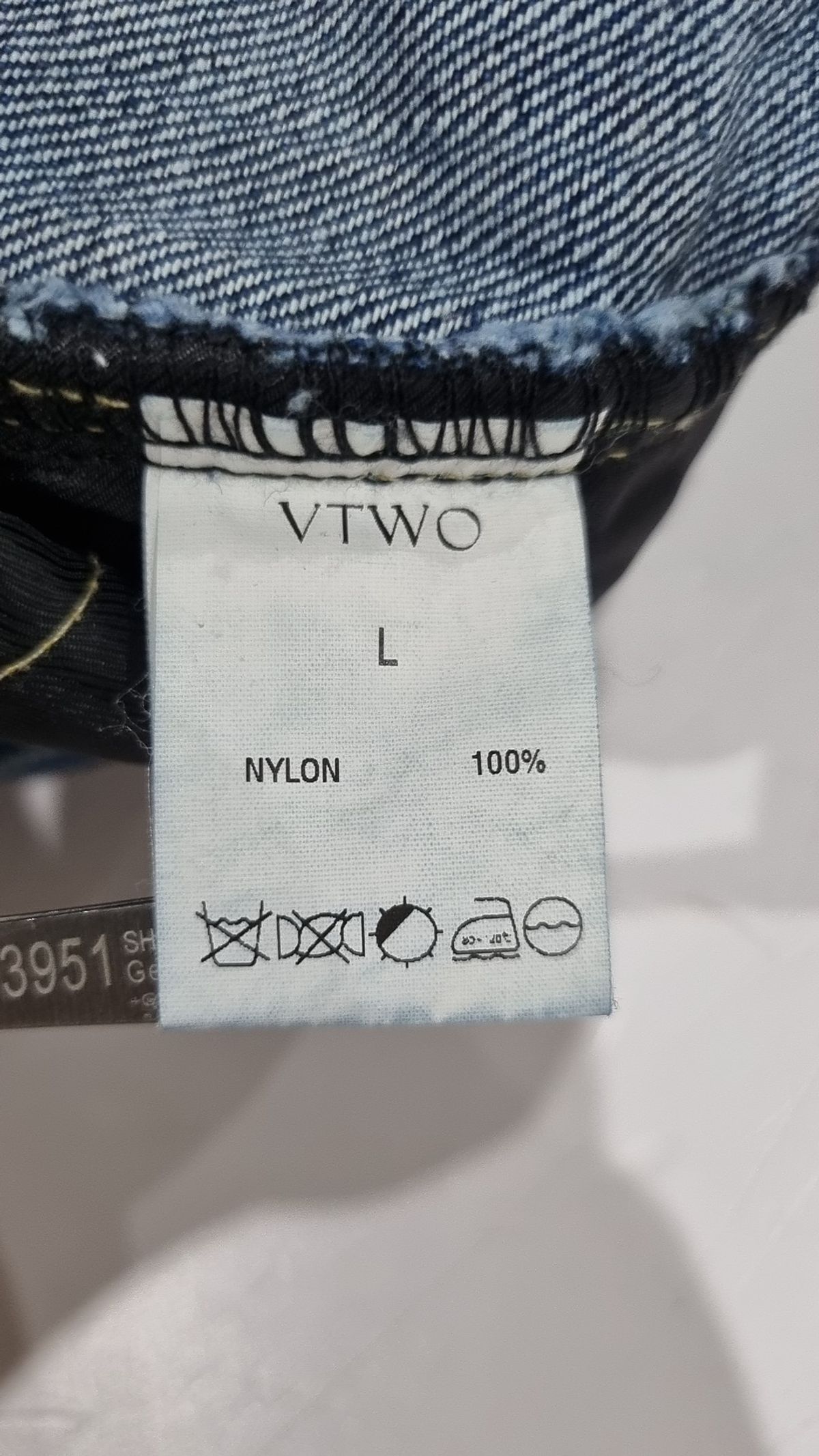 브이투(VTWO) 숏팬츠 L