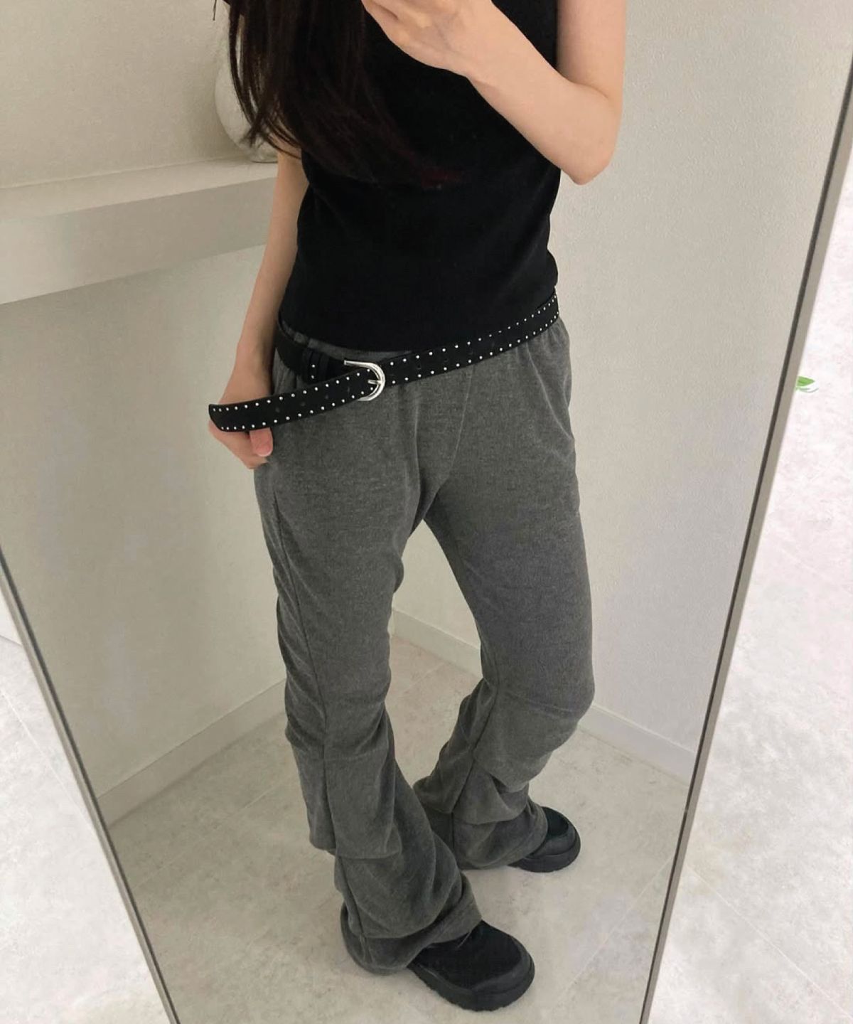고리(GORI) Bootcut Shirring Pants (charcoal)