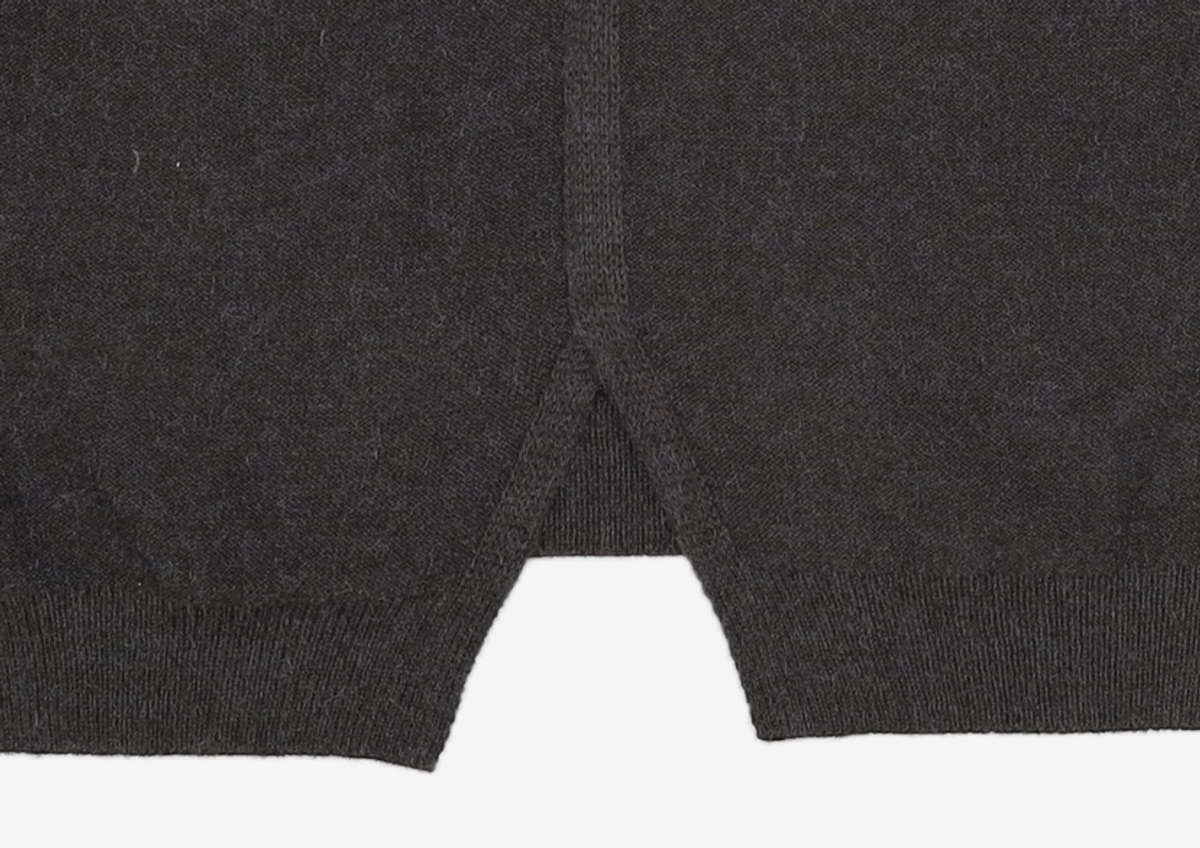 클라비스(CLOVIS) 반넥 스웨터 조끼(2colors) CVVK94T02M 95