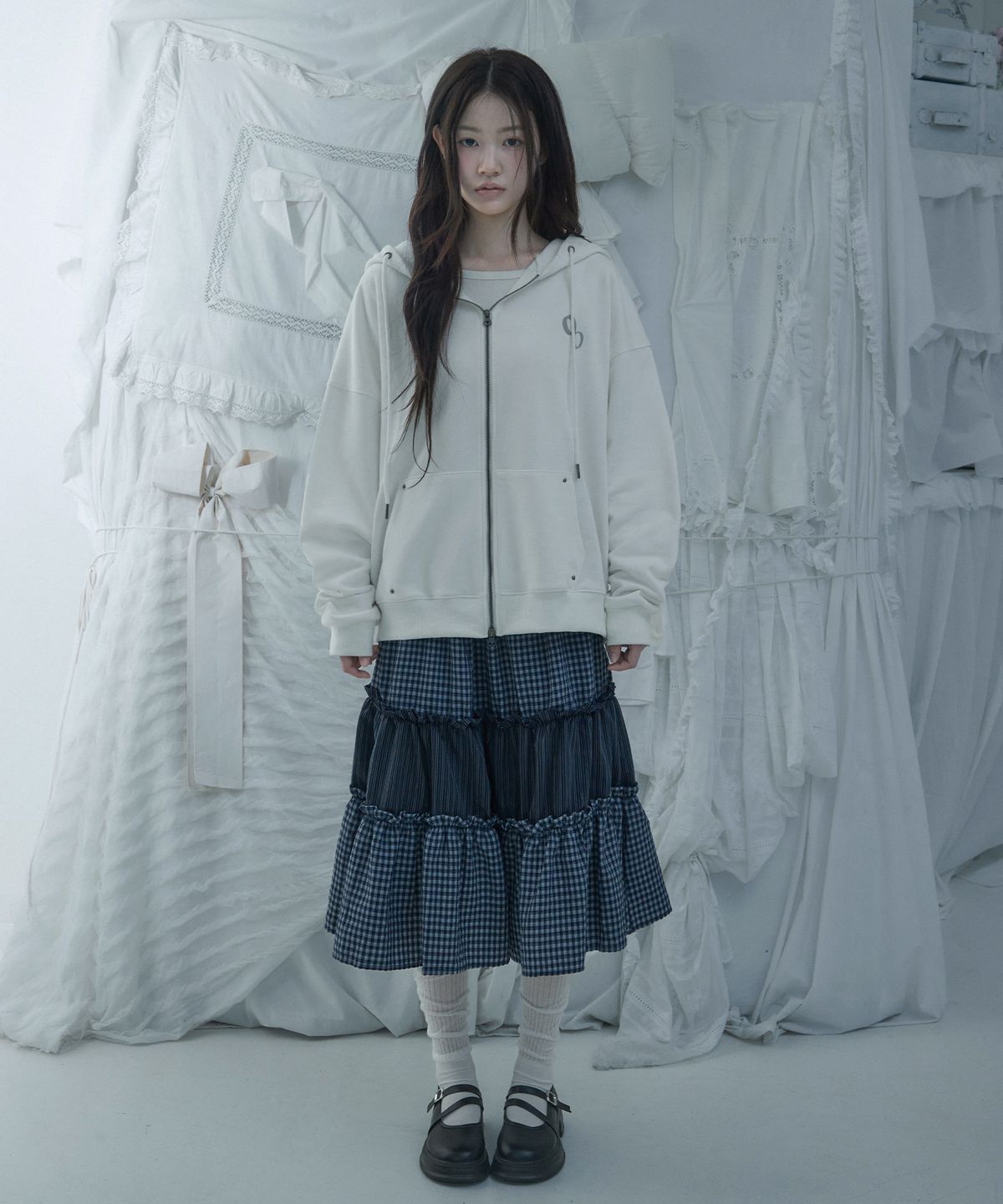 루프(LOOXP) 윙스 그래픽 레터링 오버핏 후드집업 아이보리