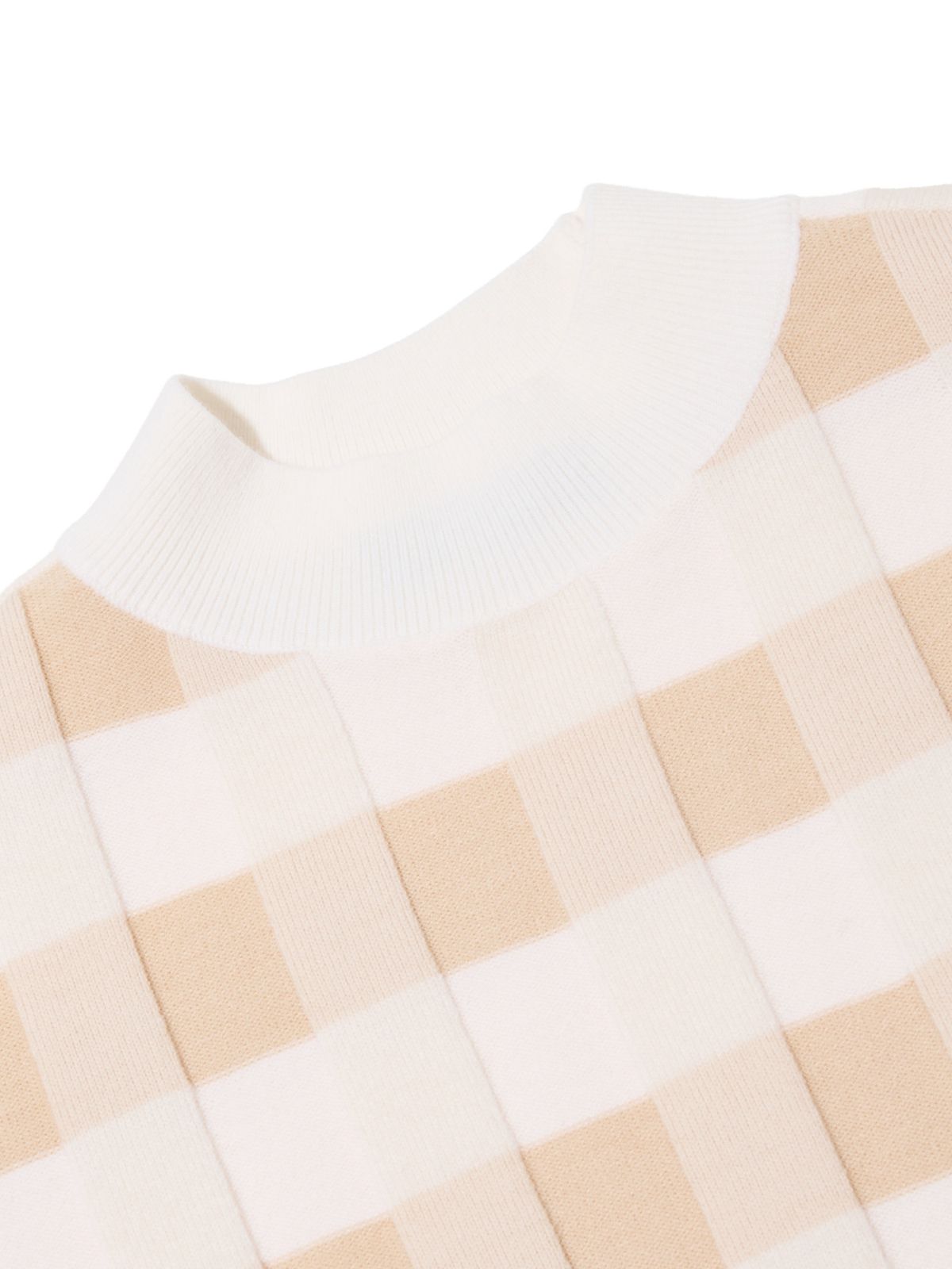 와이드앵글(WIDEANGLE) TO 입체 체크 패턴 반모크넥 L_Off White