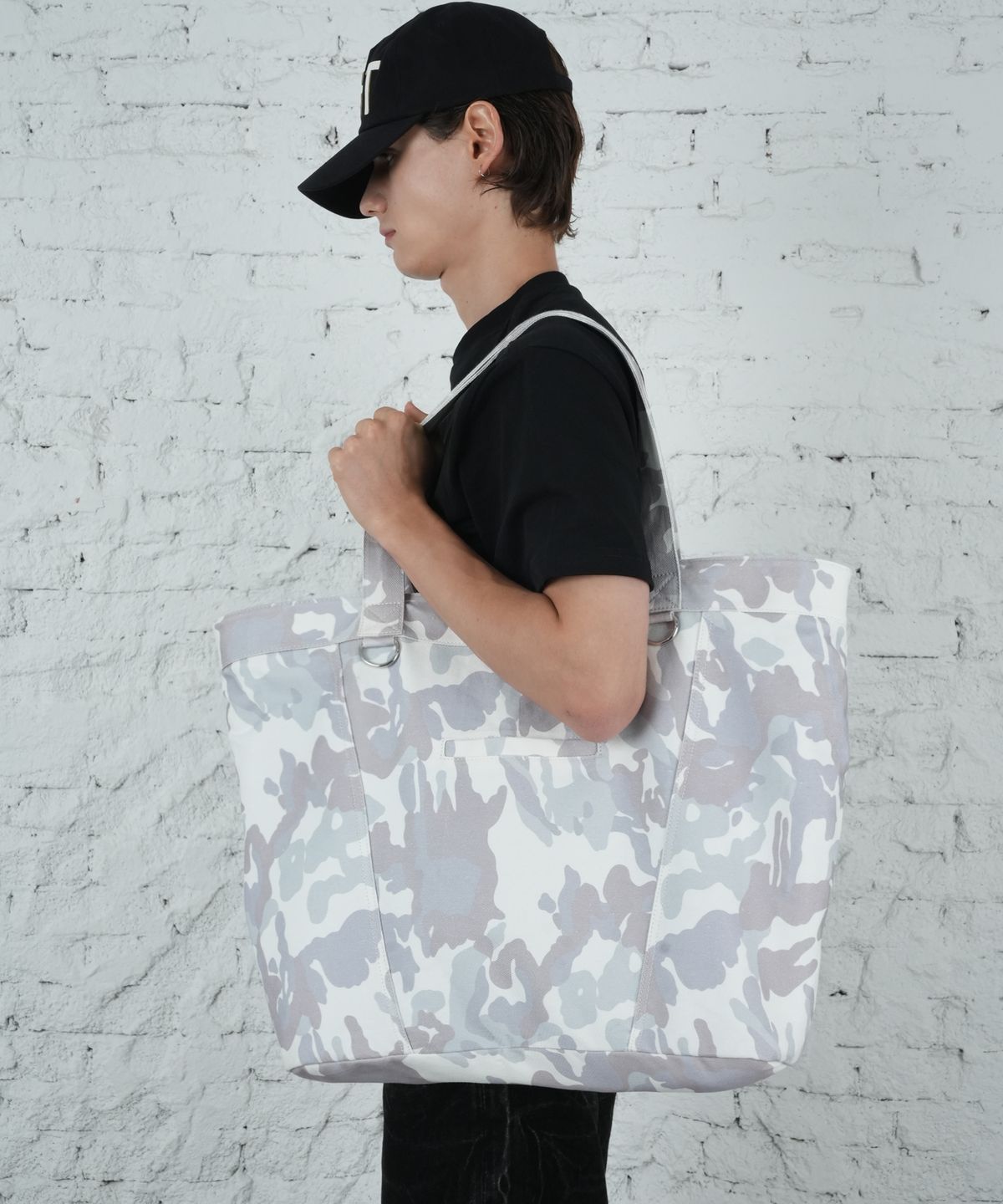 포스센스티브(FORCESENSITIVE) White Camo Big Totebag