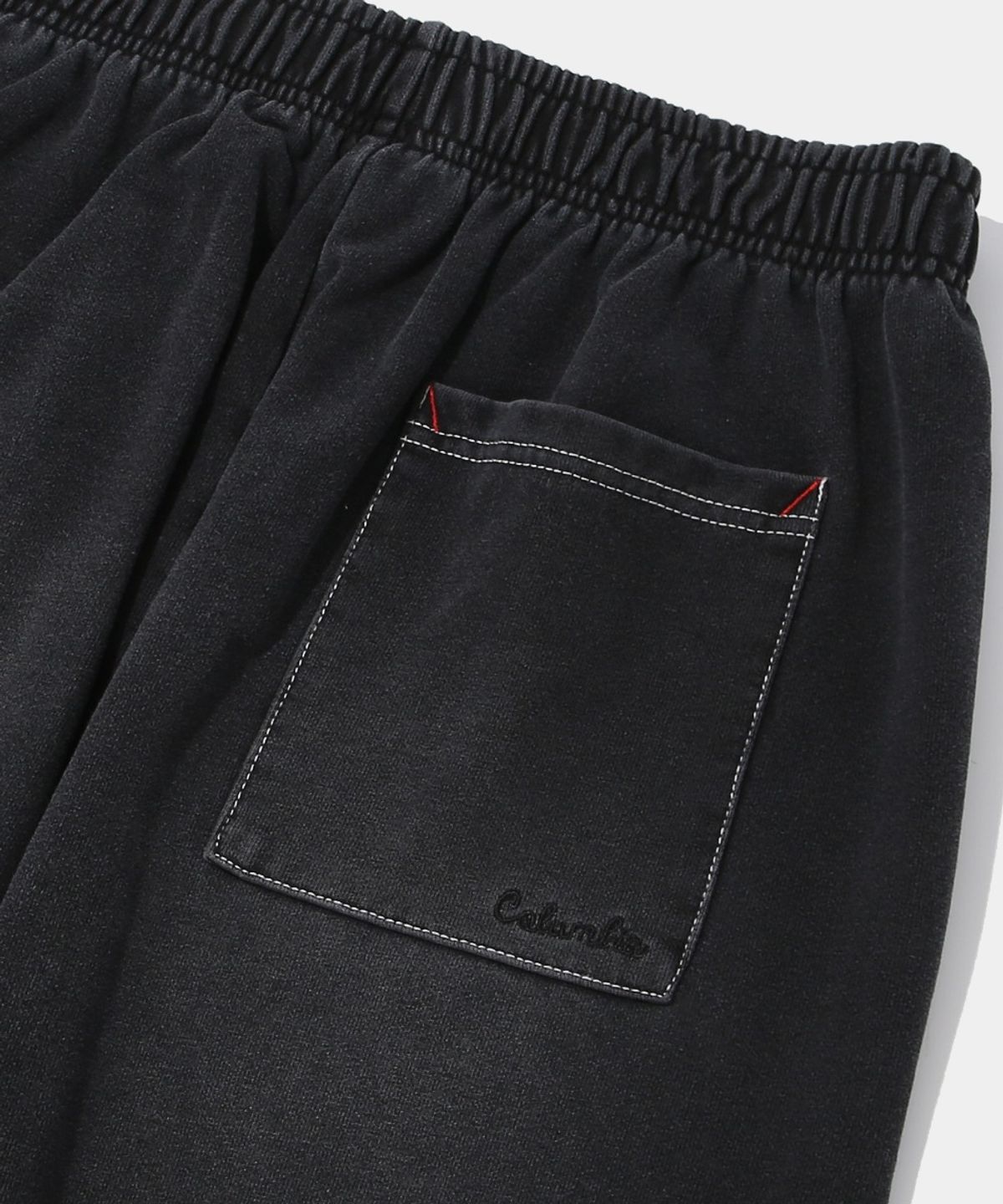 컬럼비아 유니버시티(COLUMBIA UNIVERSITY) CAT WASHED LOOSE-FIT DENIM TERRY SWEATPANTS_BLACK DENIM