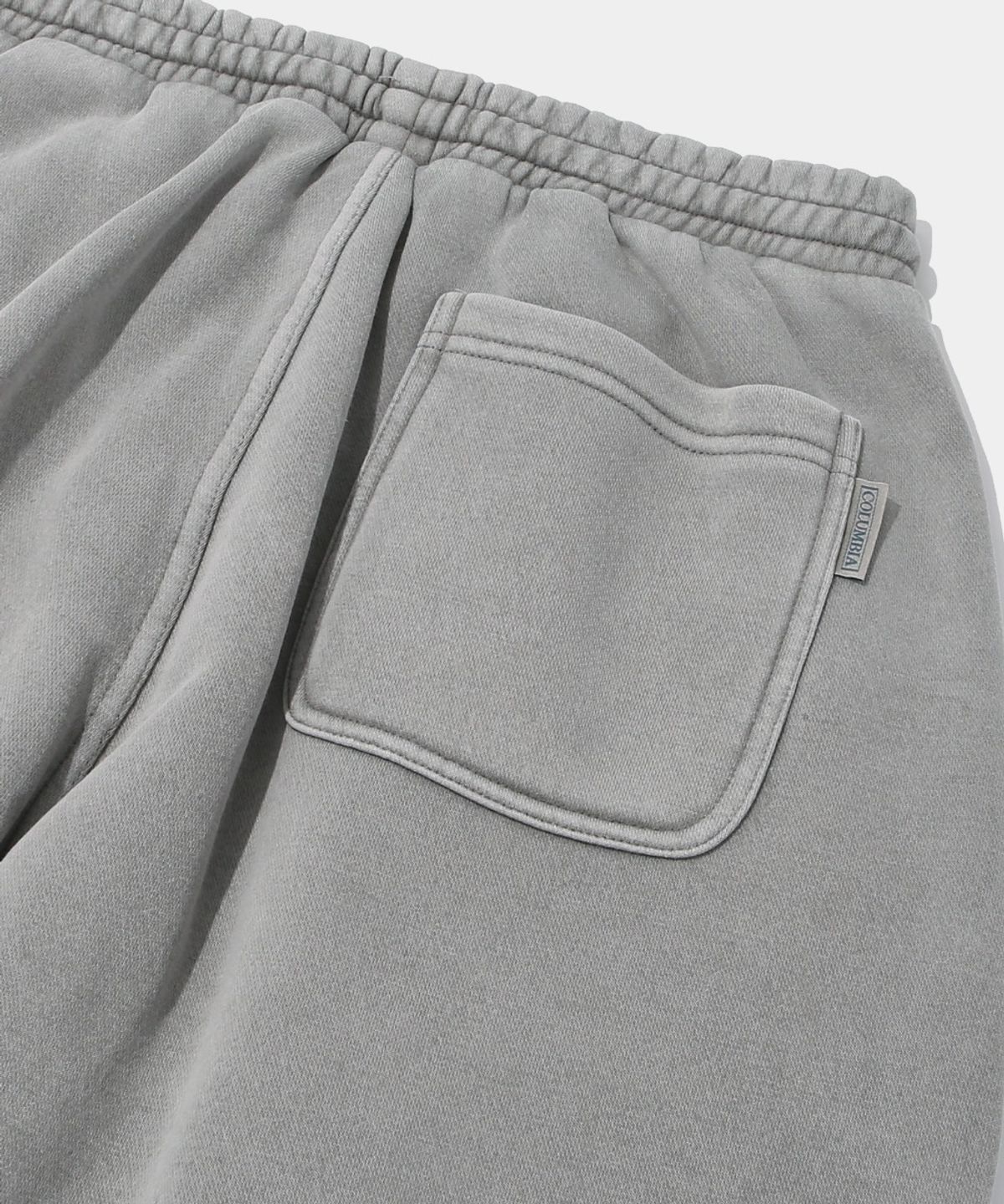 컬럼비아 유니버시티(COLUMBIA UNIVERSITY) TINY SCRIPT DYED FLEECE WIDE JOGGER SWEATPANTS_GRAY