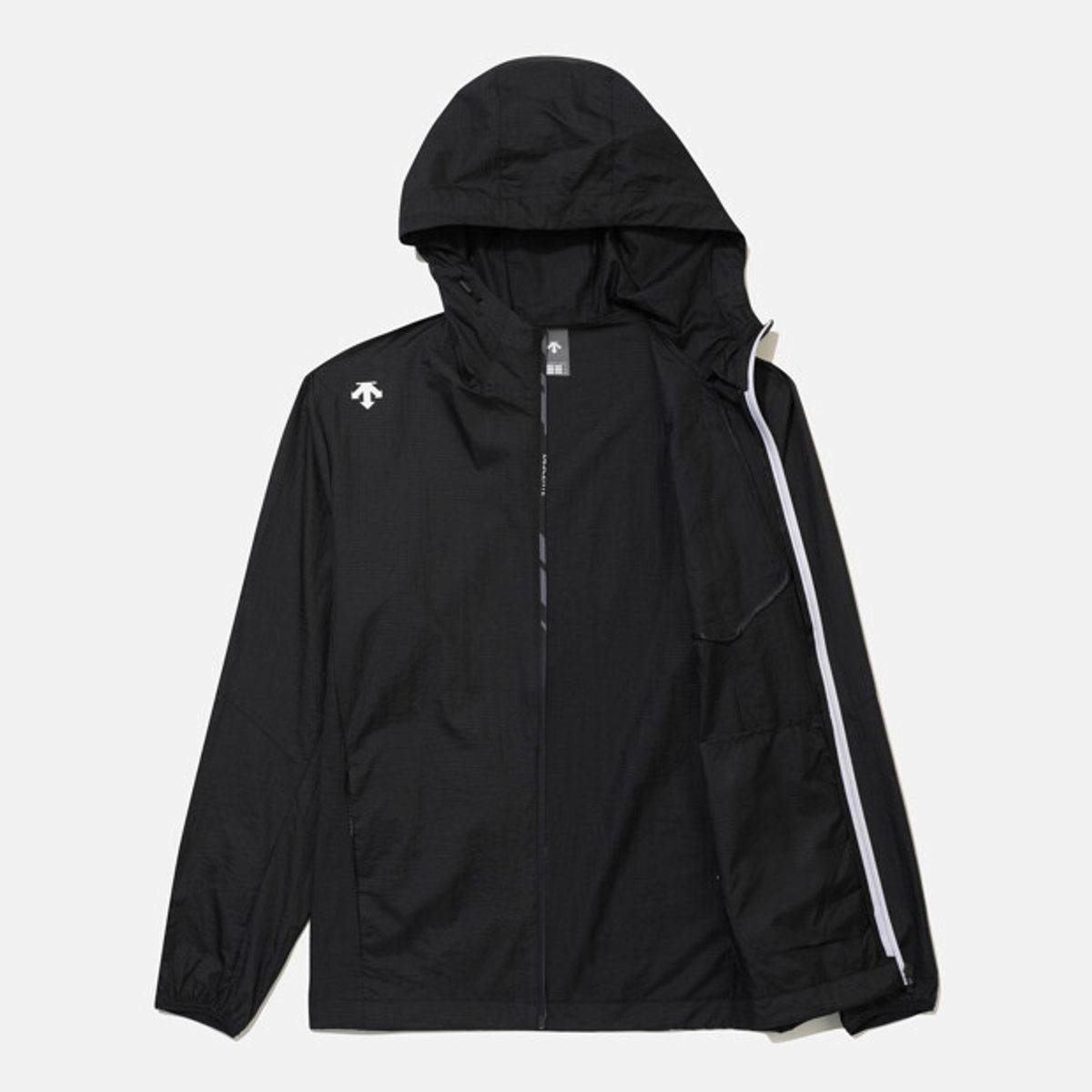 데상트(DESCENTE) 경량 패커블 바람막이 자켓 블랙 SR323RWB72
