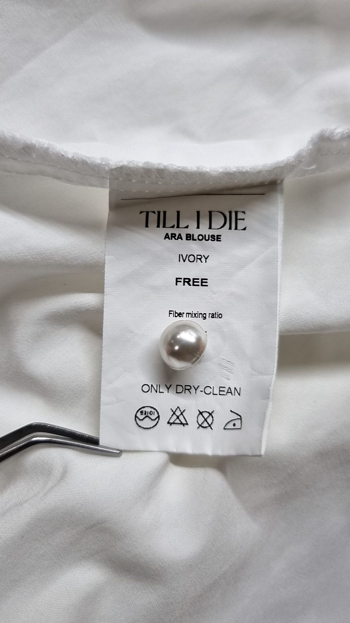 틸아이다이(TILL I DIE) 블라우스 FREE