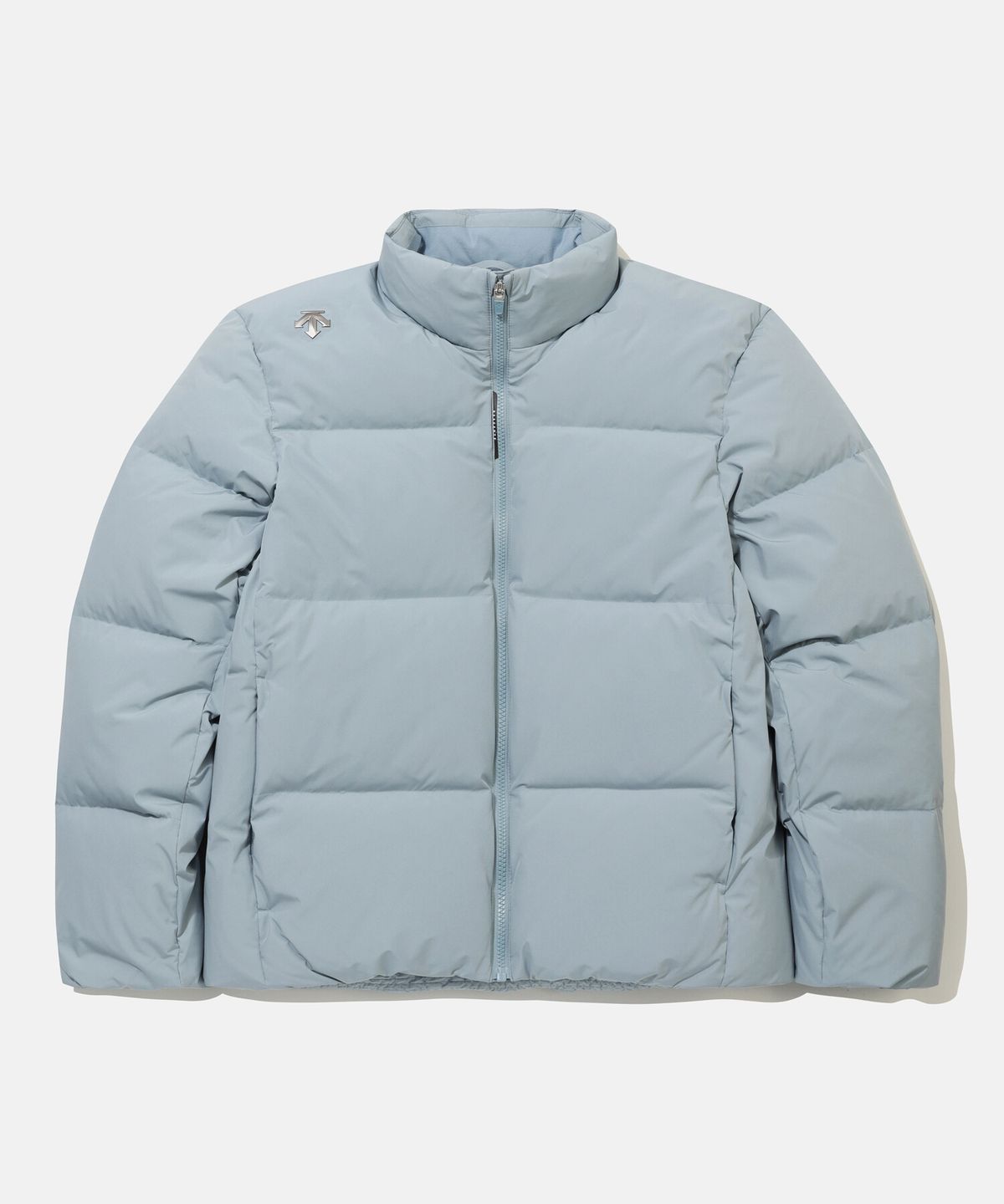 데상트(DESCENTE) 에센셜 숏 푸퍼 컴포트핏 다운 자켓 스카이 블루 SR423UDJO1