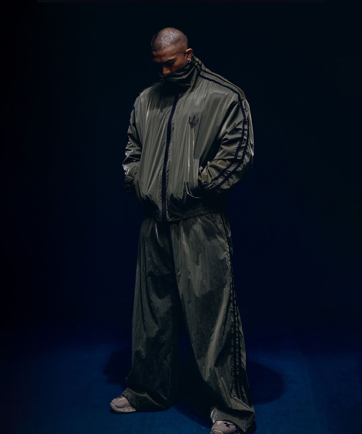 파이드(FIED) GLAZED SATIN SHELL 윈드브레이커 - Olive