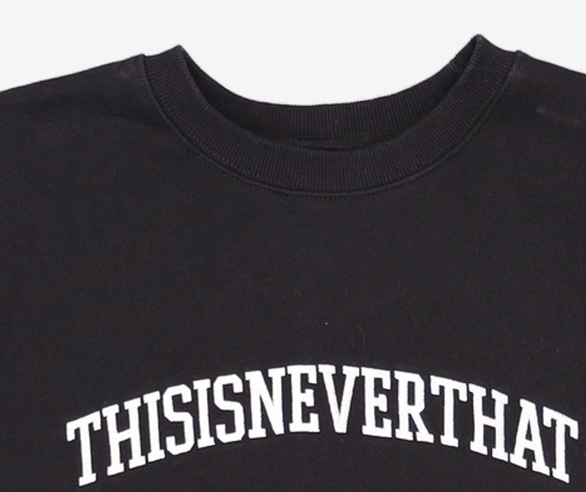 디스이즈네버댓(THISISNEVERTHAT) (FW21) Arch-Logo Crewneck Black M