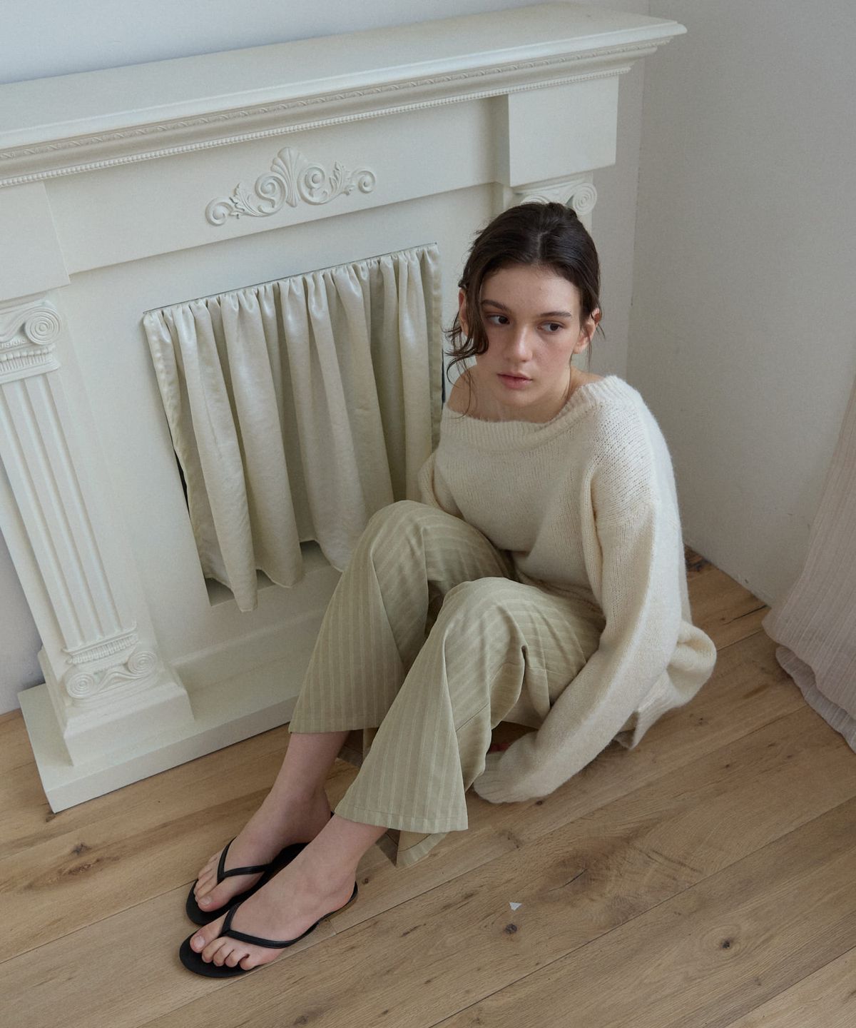 위오이(WIOE) Stripe Banding Pants_Mustard